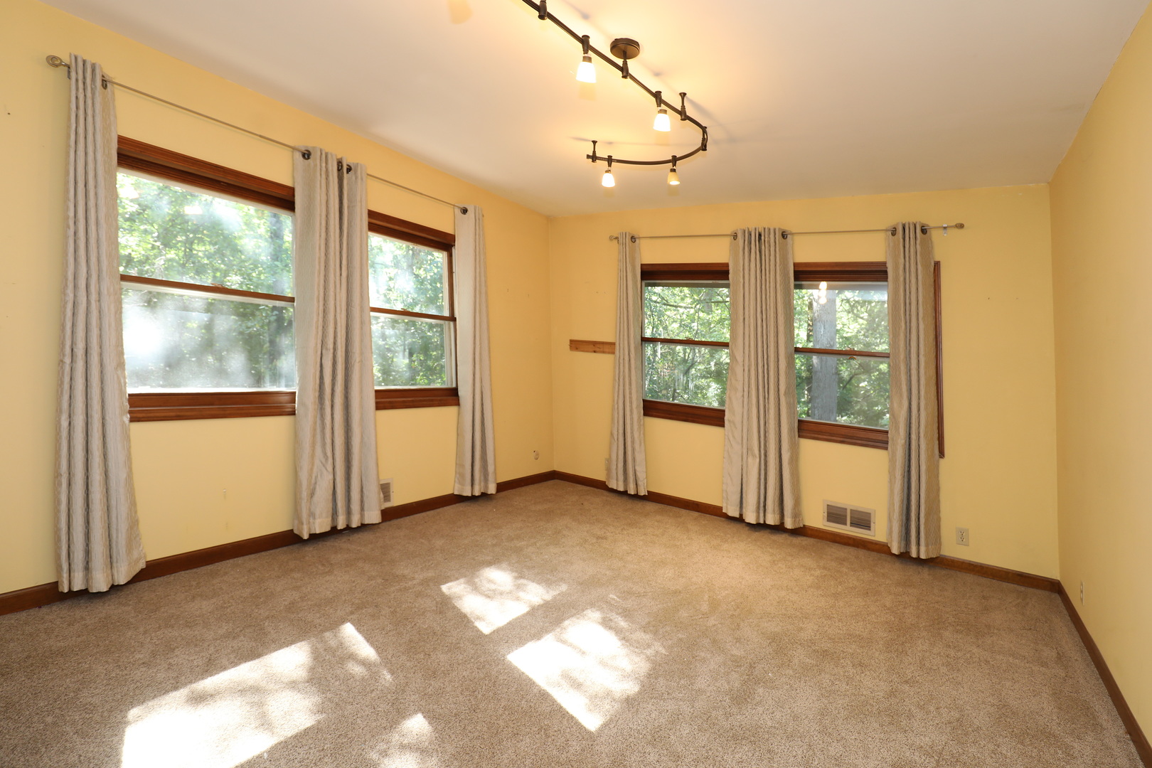 4N621 Pathfinder Drive, Elburn, IL 60119