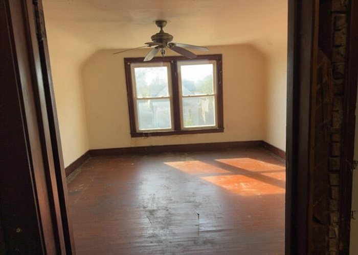 11835 S Stewart Avenue, Chicago, IL 60628