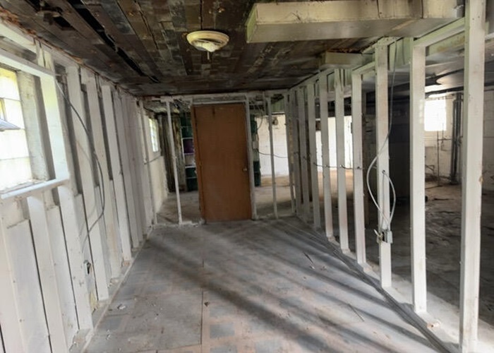 11835 S Stewart Avenue, Chicago, IL 60628