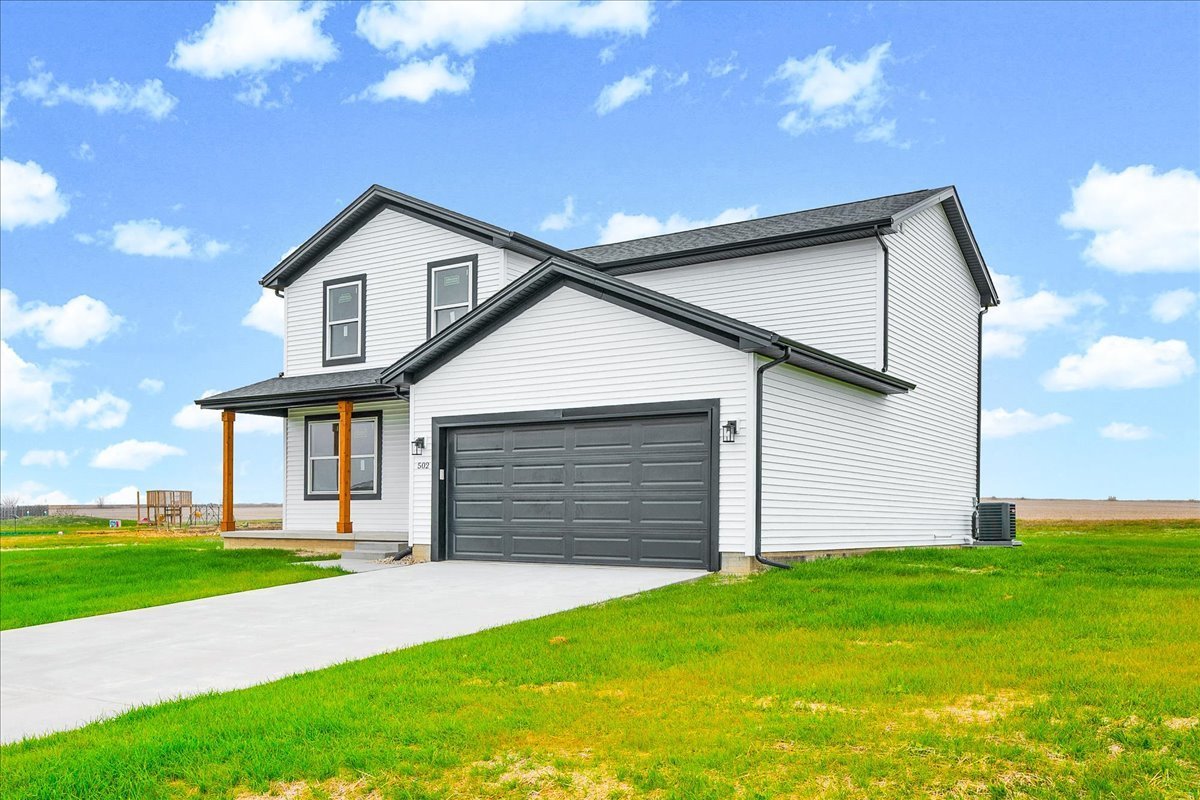 502 Travis Drive, Carlock, IL 61725