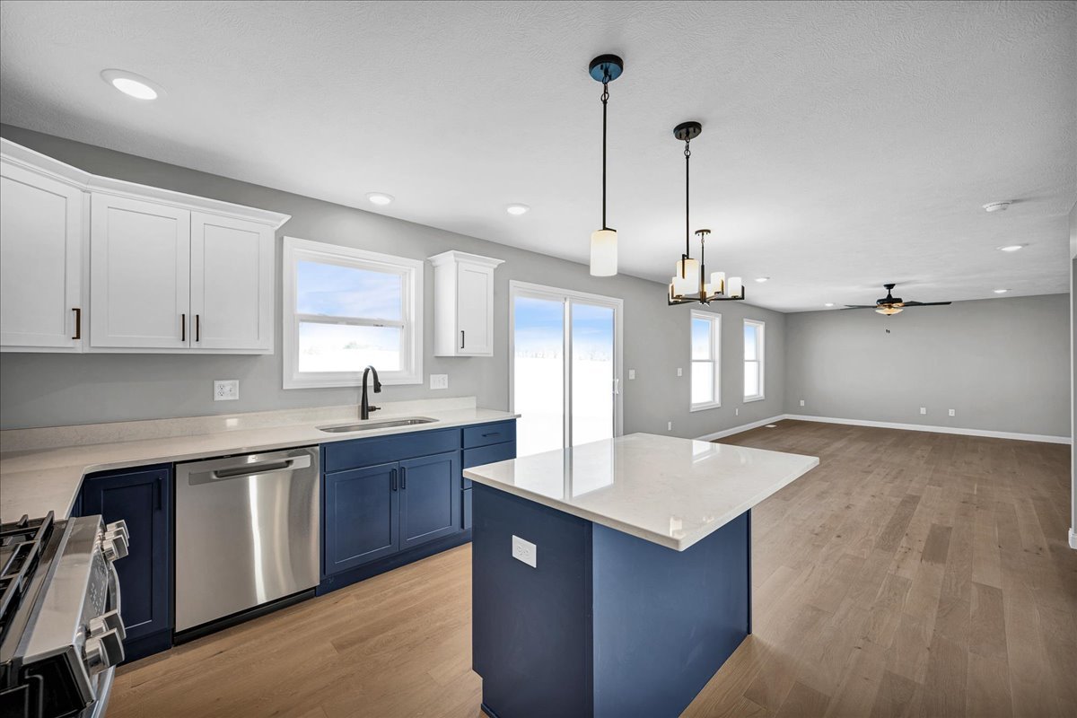 502 Travis Drive, Carlock, IL 61725