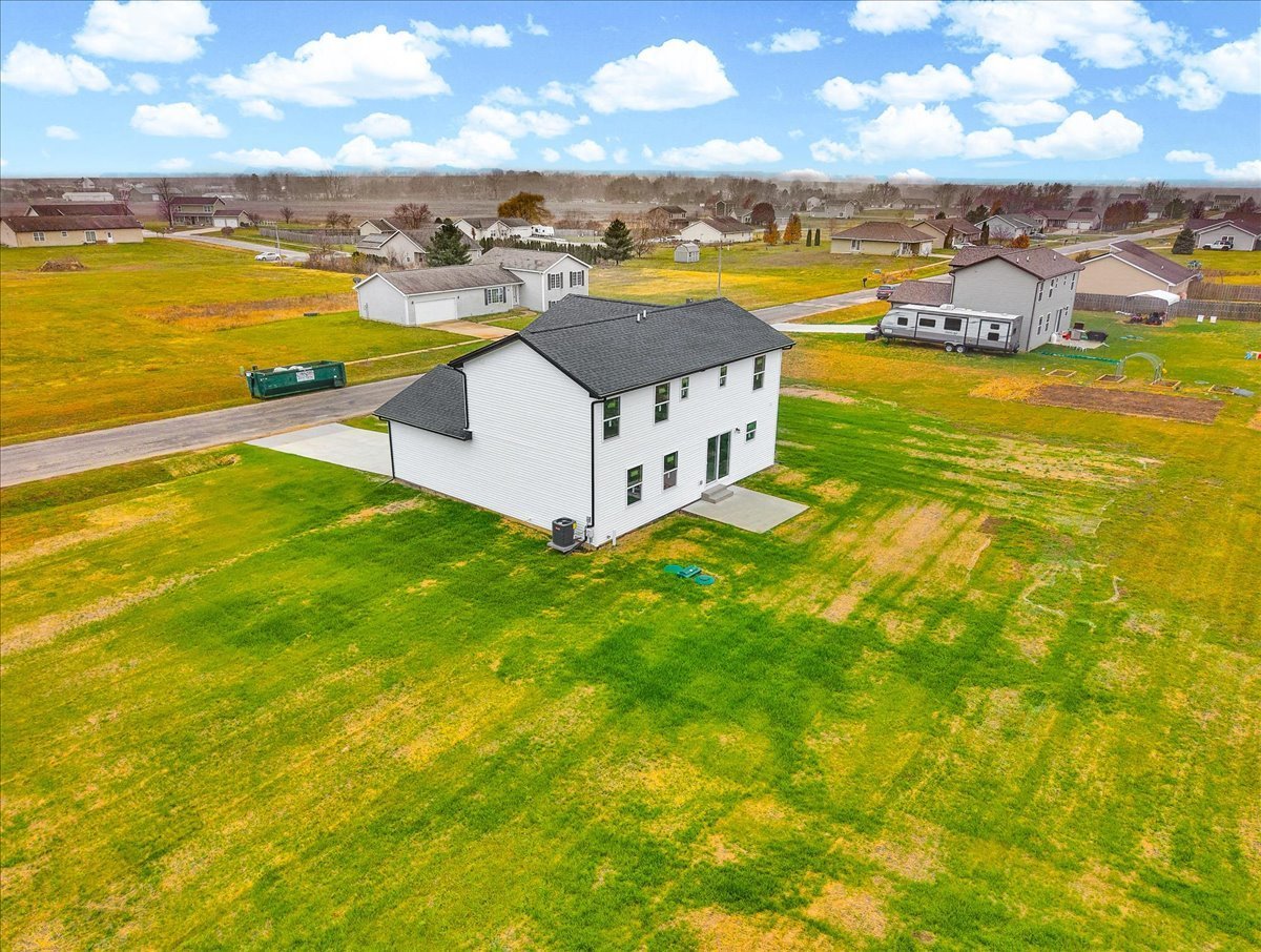 502 Travis Drive, Carlock, IL 61725