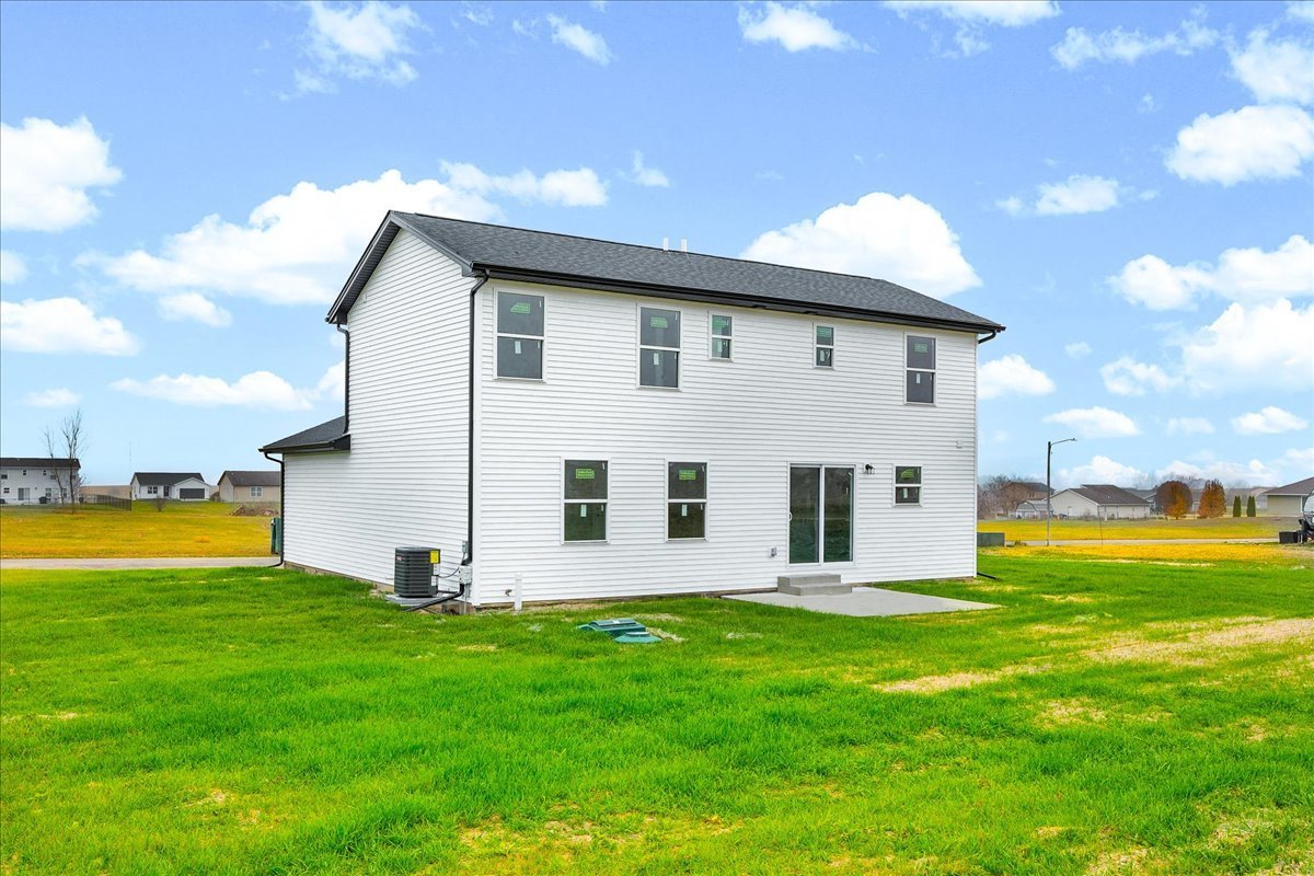 502 Travis Drive, Carlock, IL 61725