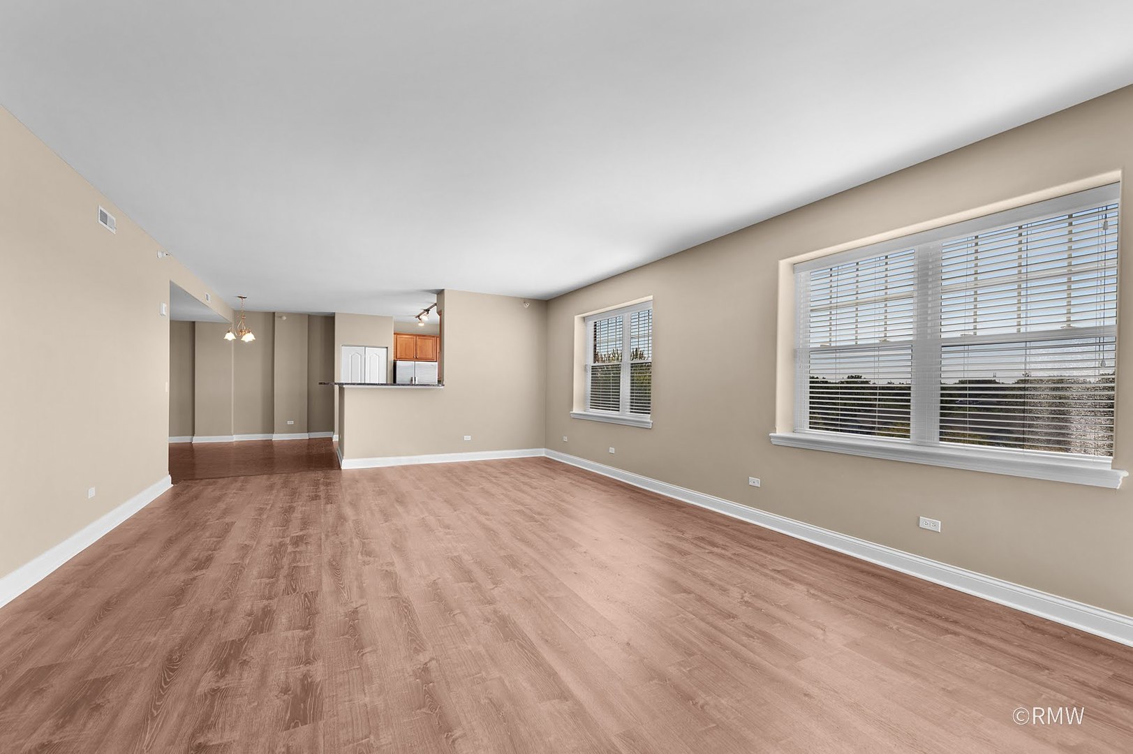 2 Itasca Place #419, Itasca, IL 60143
