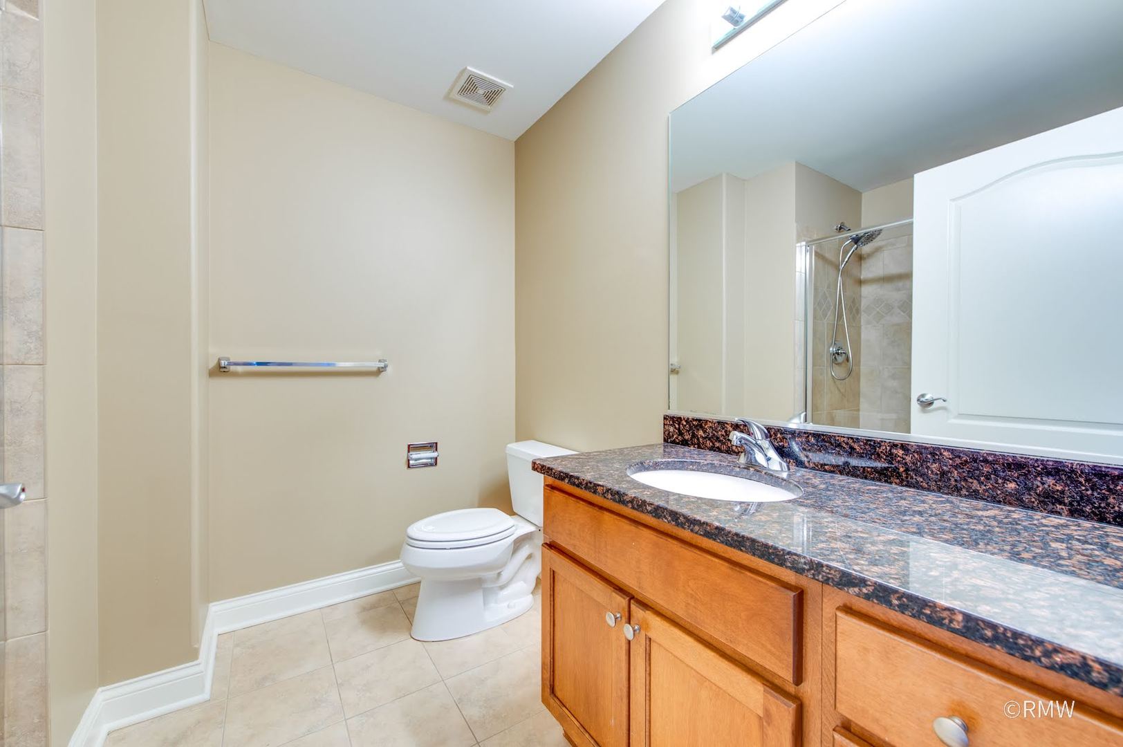 2 Itasca Place #419, Itasca, IL 60143