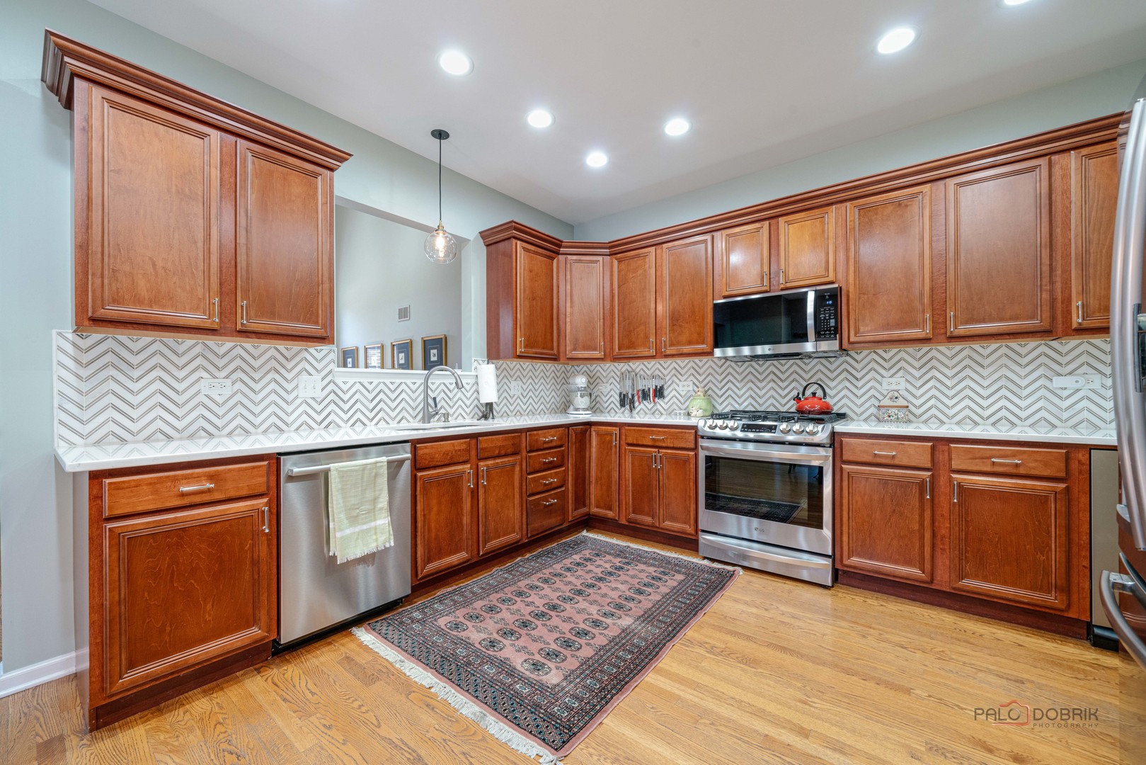 1260 Water Stone Circle, Wauconda, IL 60084