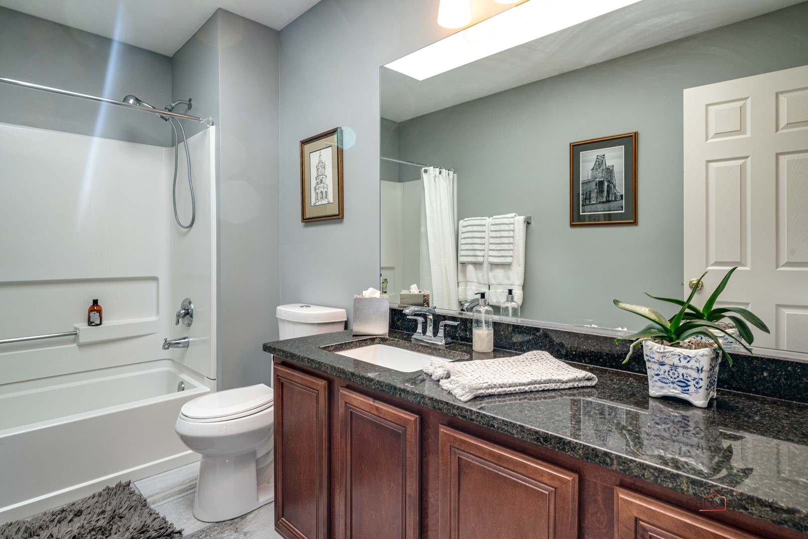 1260 Water Stone Circle, Wauconda, IL 60084