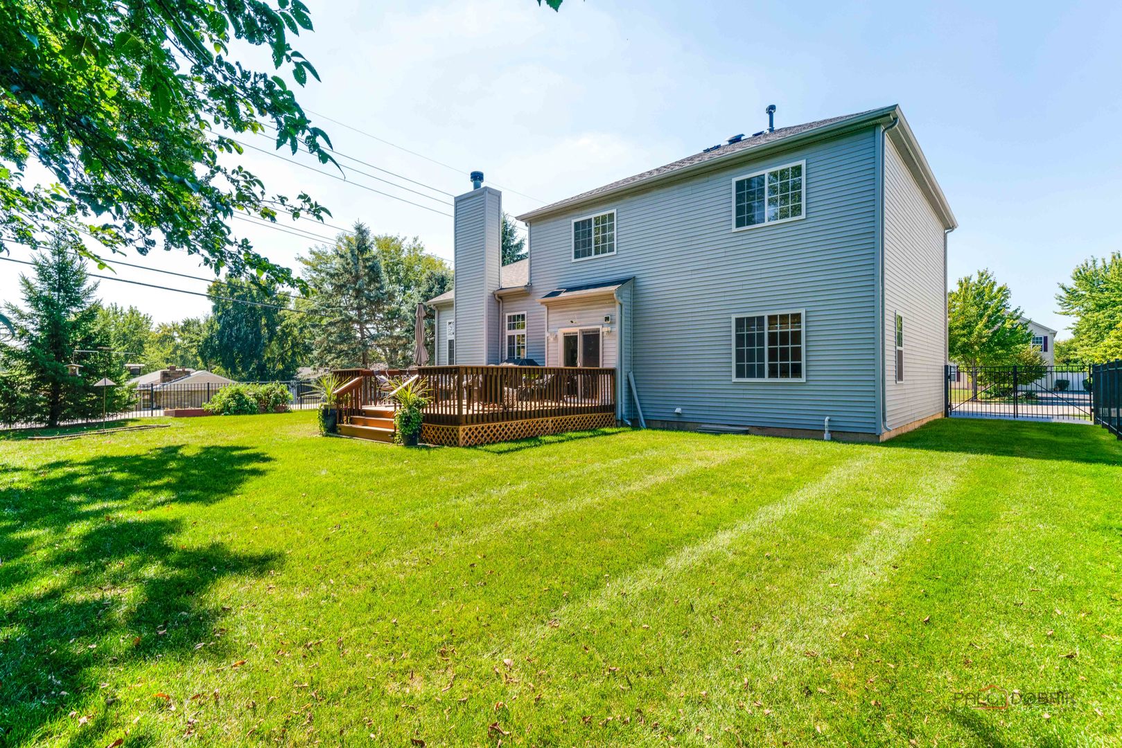 1260 Water Stone Circle, Wauconda, IL 60084