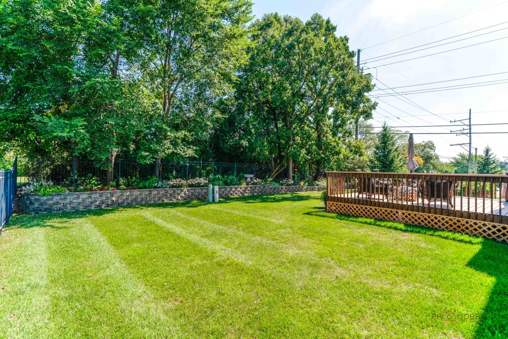 1260 Water Stone Circle, Wauconda, IL 60084