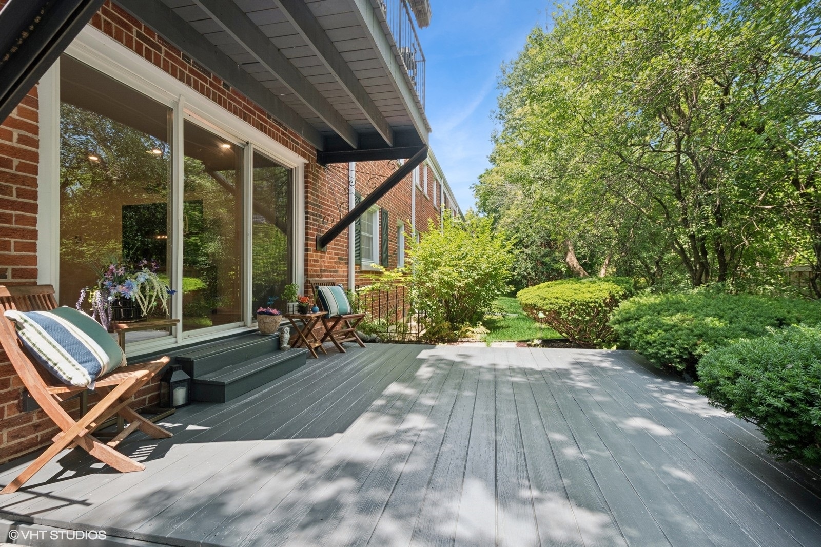 605 Waukegan Road #1G, Glenview, IL 60025