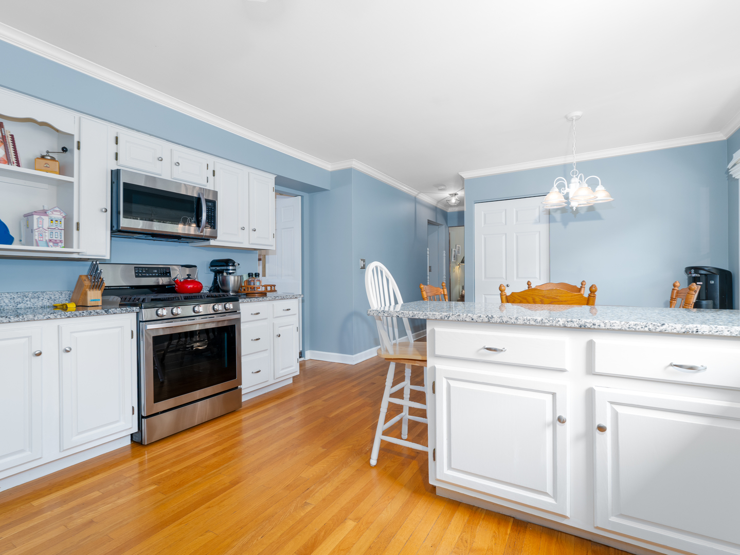 25707 N Eagle Drive, Mundelein, IL 60060