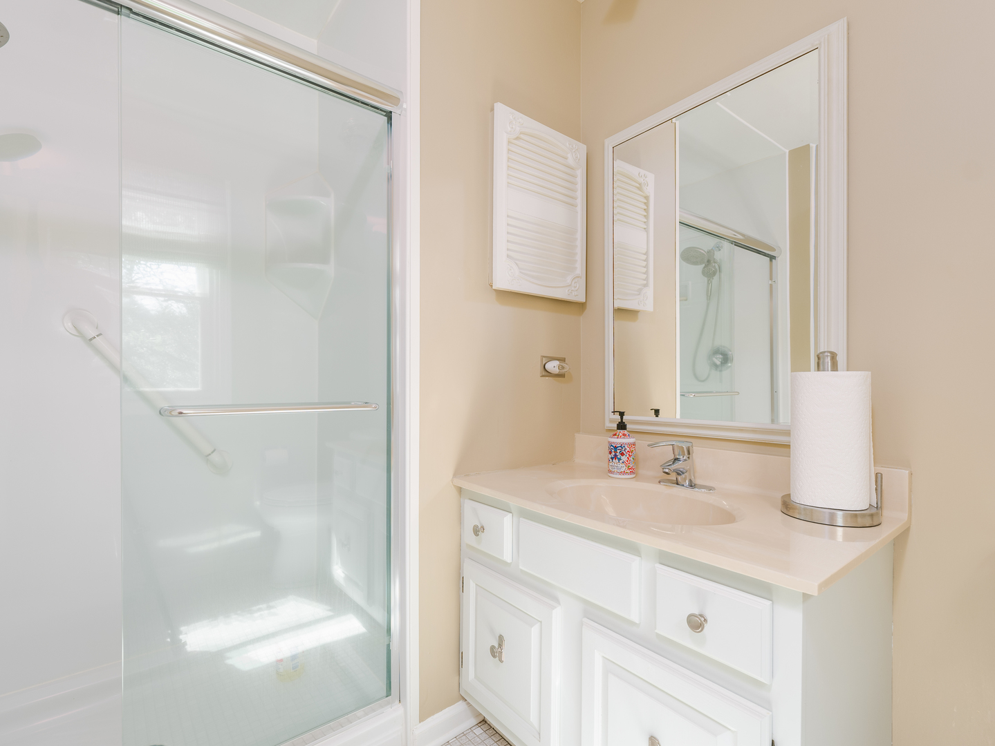 25707 N Eagle Drive, Mundelein, IL 60060