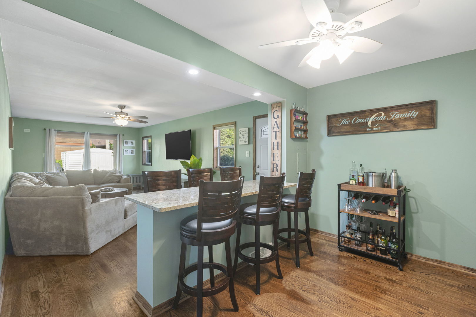 12828 Terrace Lane, Crestwood, IL 60418