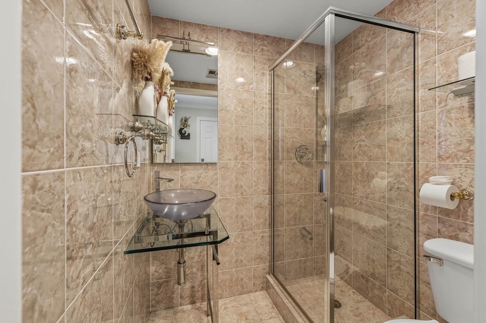 691 Lakeside Circle Drive, Wheeling, IL 60090