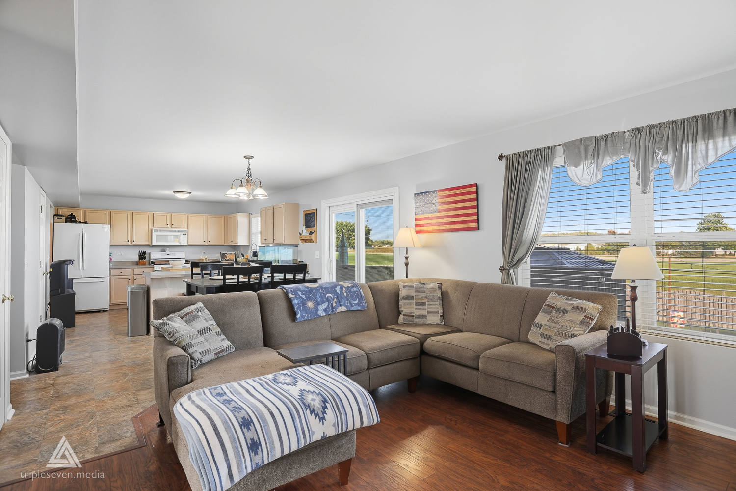 1820 Jack Pine Way, Lockport, IL 60441