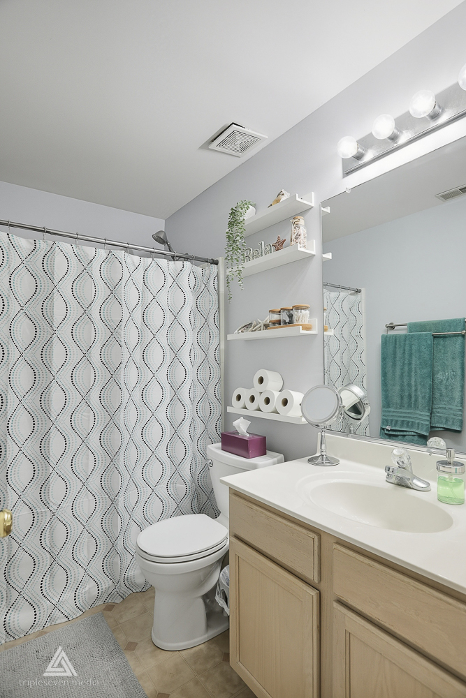 1820 Jack Pine Way, Lockport, IL 60441