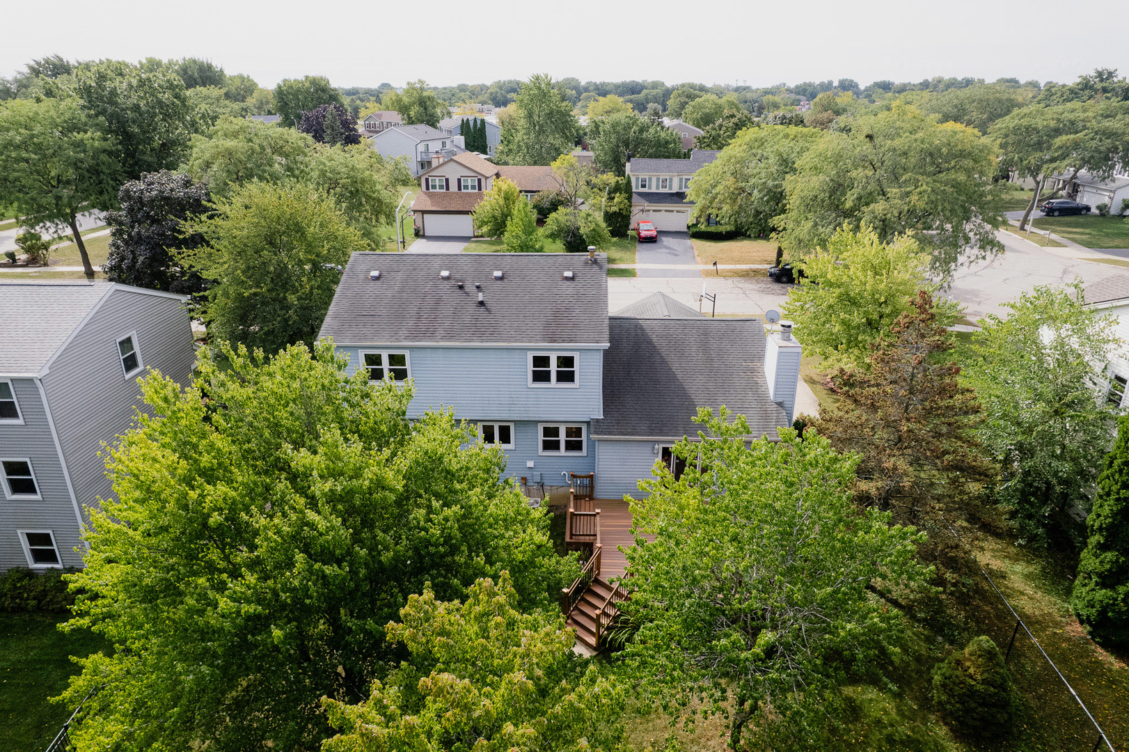 36 Shore Drive, Schaumburg, IL 60193