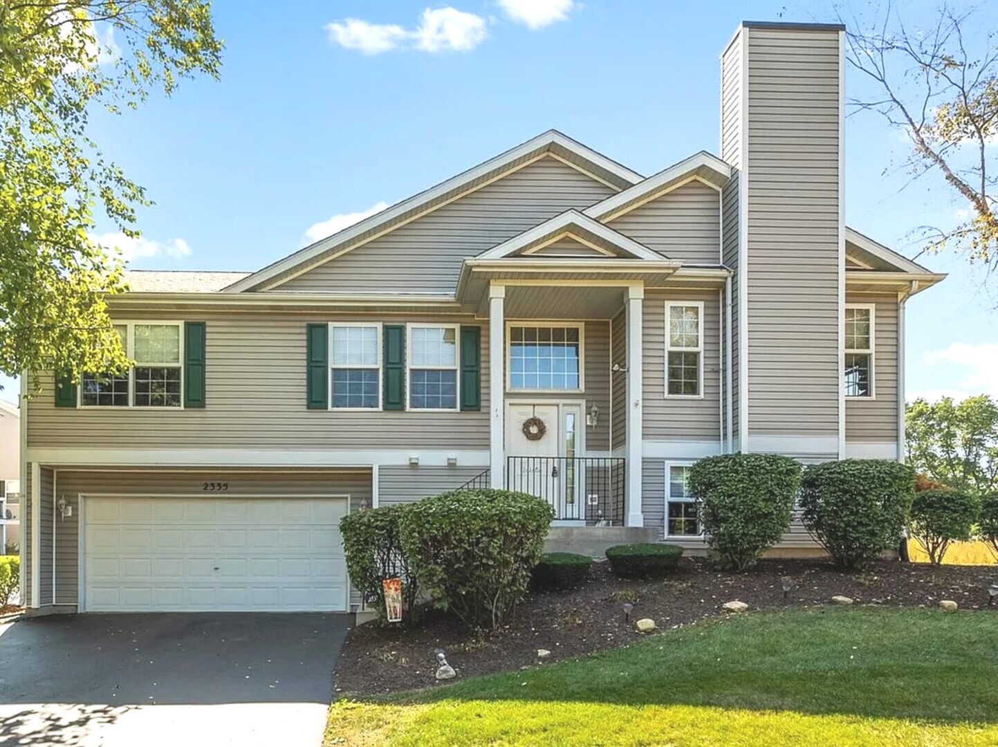 2335 Graystone Drive, Joliet, IL 60431