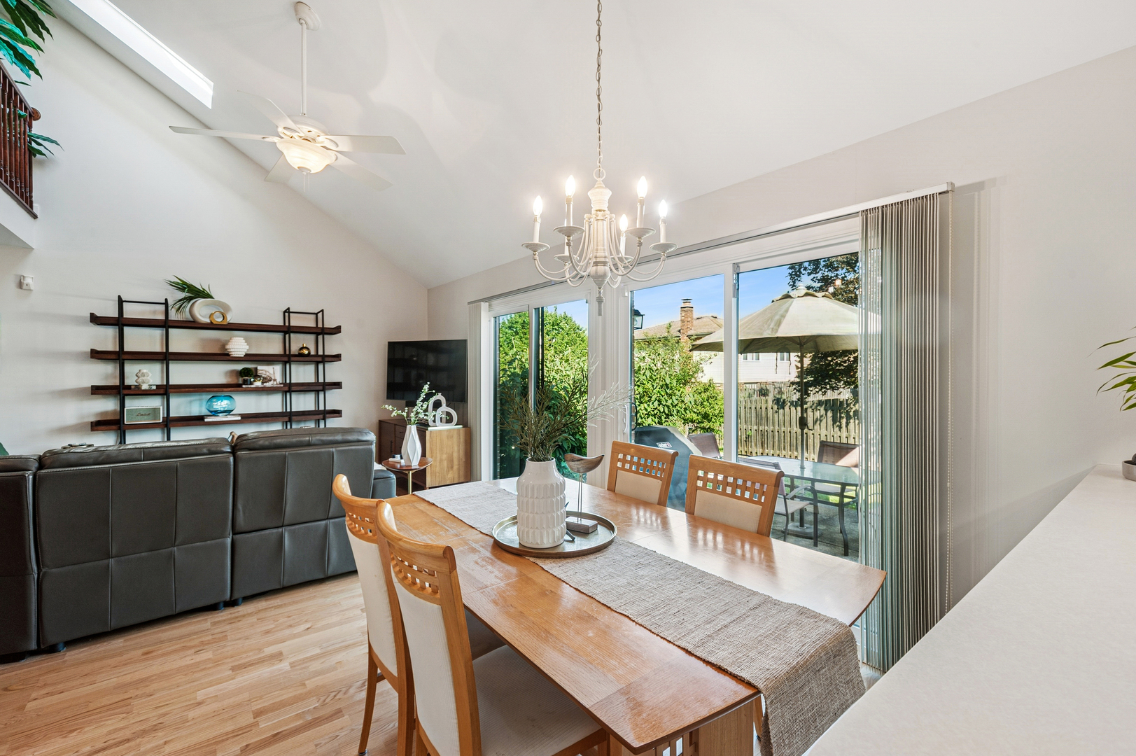 2925 Denton Court, Westchester, IL 60154