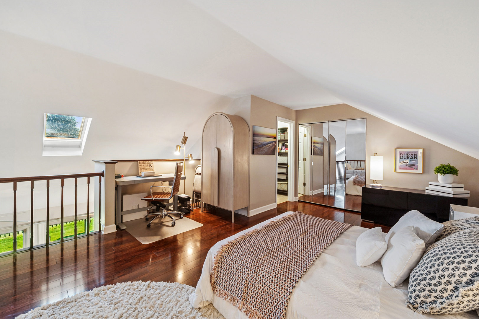 2925 Denton Court, Westchester, IL 60154