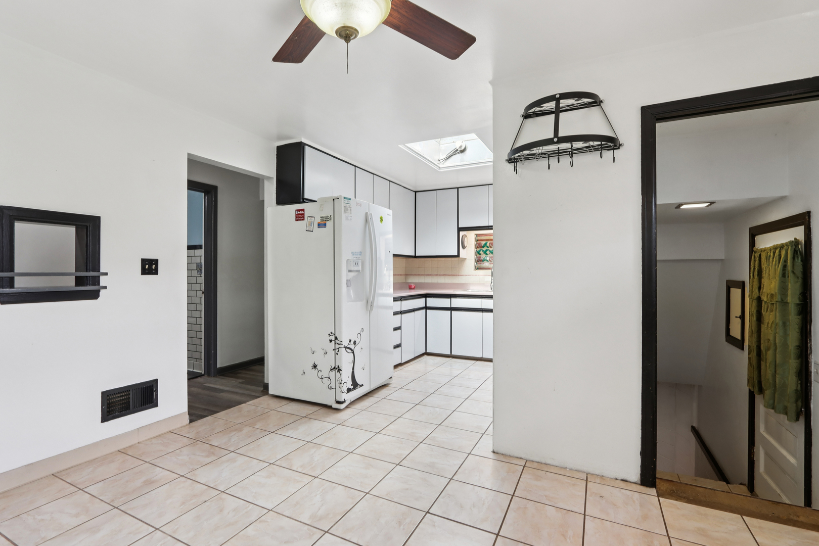 2009 Rapids Drive, Racine, WI 53404