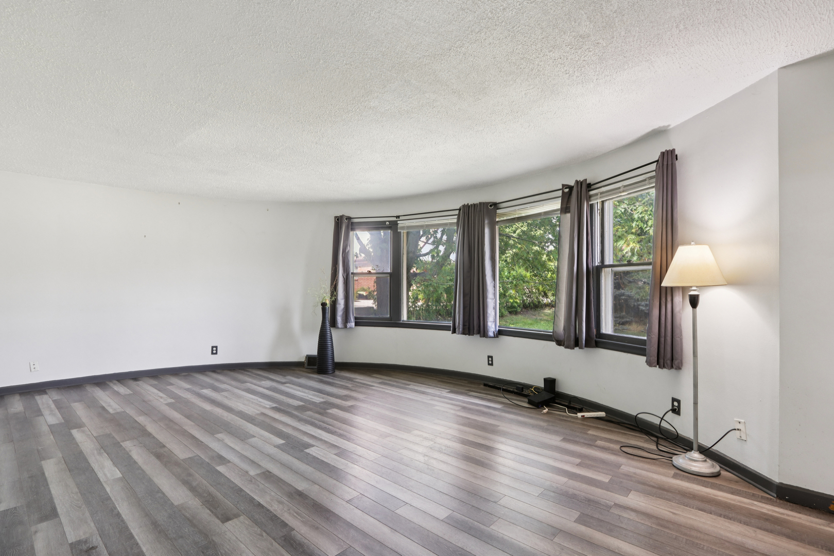 2009 Rapids Drive, Racine, WI 53404