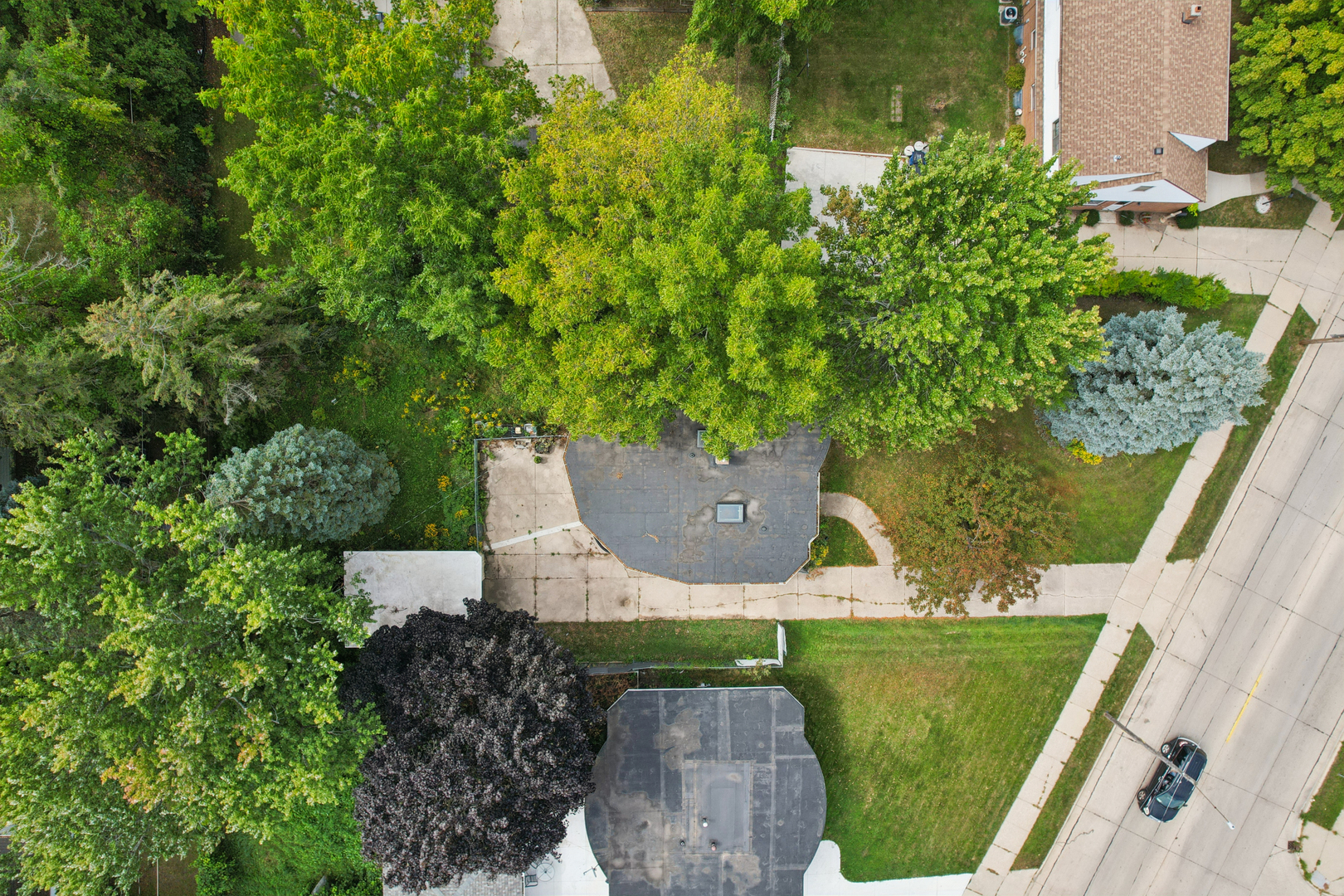 2009 Rapids Drive, Racine, WI 53404