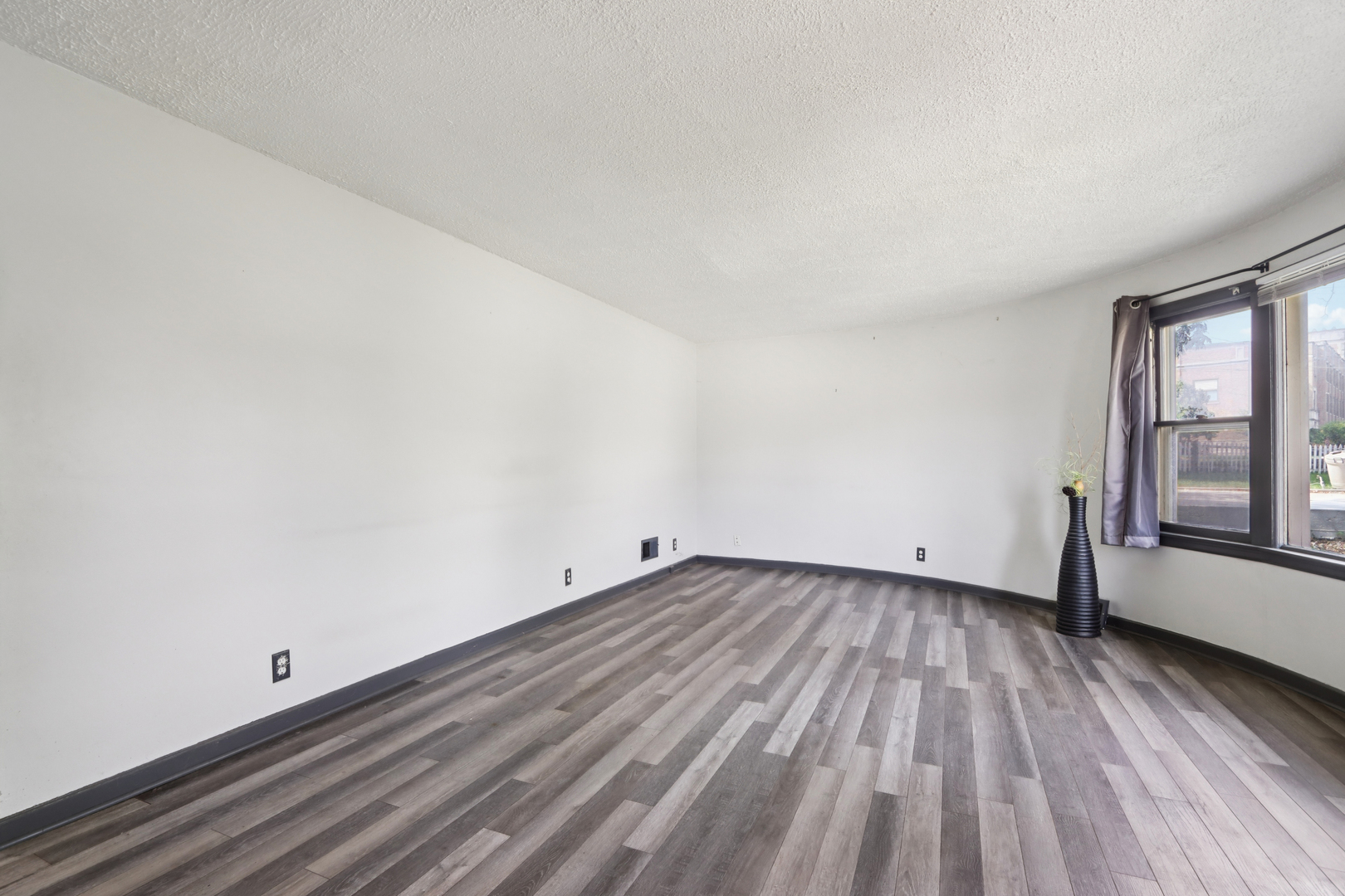 2009 Rapids Drive, Racine, WI 53404