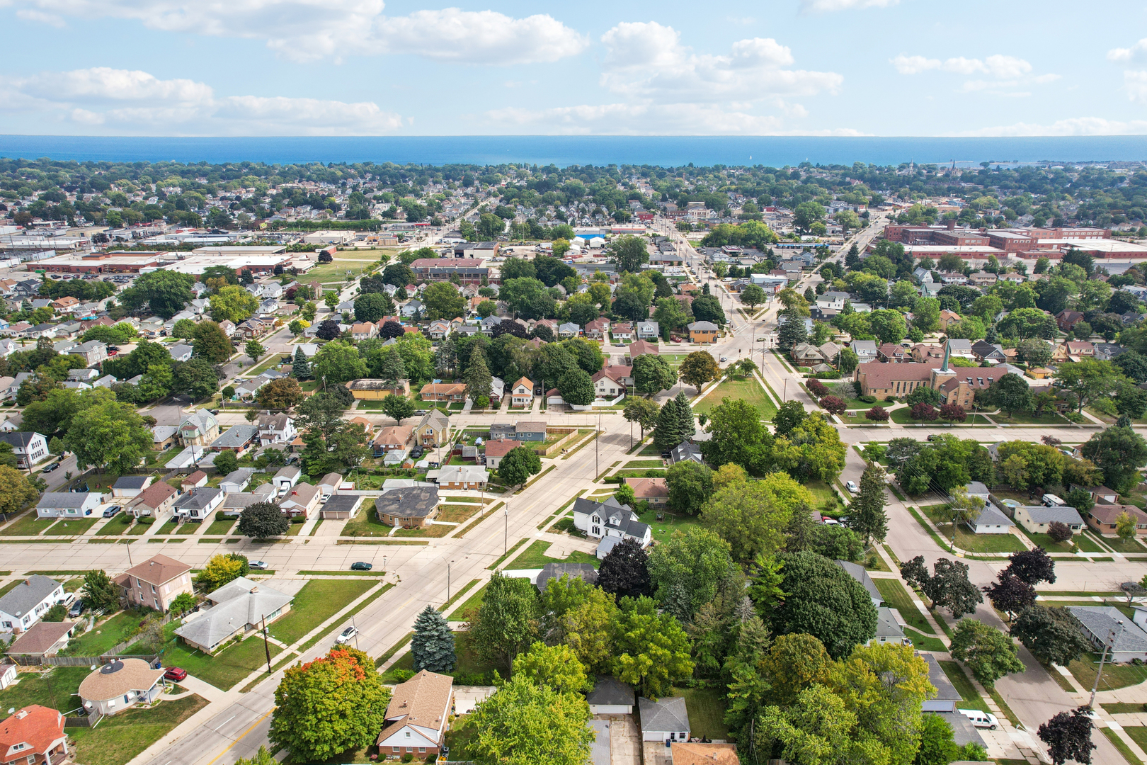 2009 Rapids Drive, Racine, WI 53404