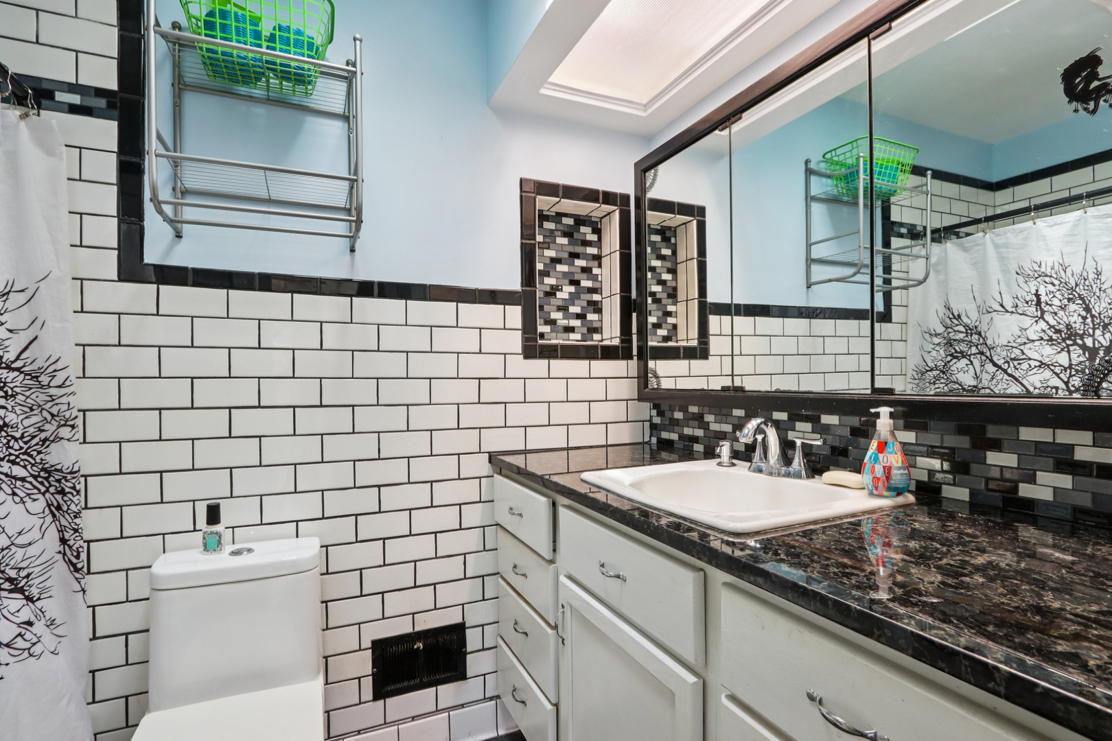 2009 Rapids Drive, Racine, WI 53404