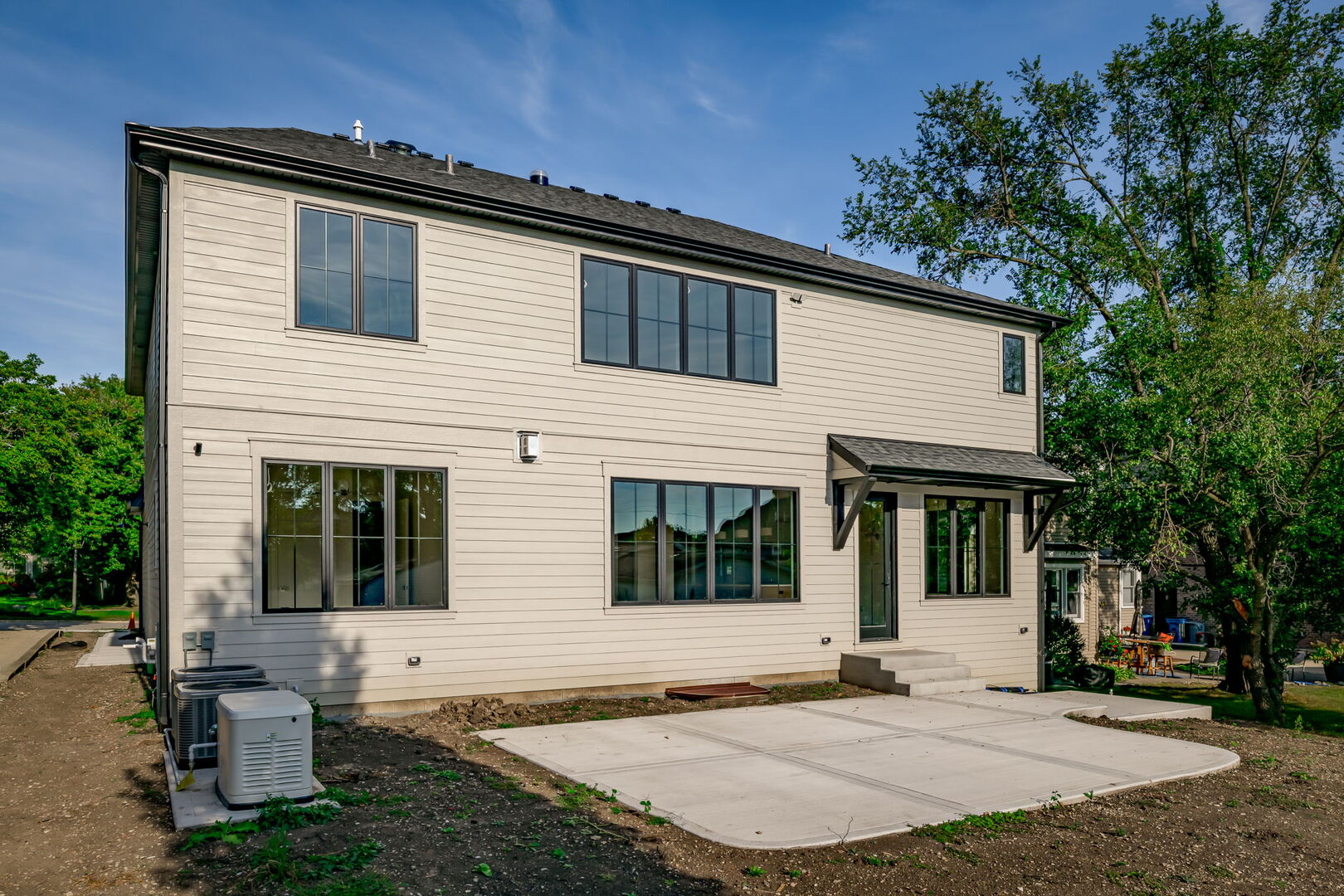 900 S Colfax Avenue, Elmhurst, IL 60126