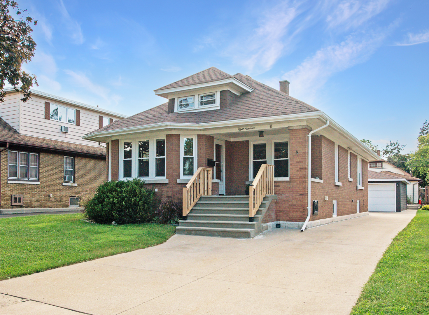 819 Oakland Avenue, Joliet, IL 60435