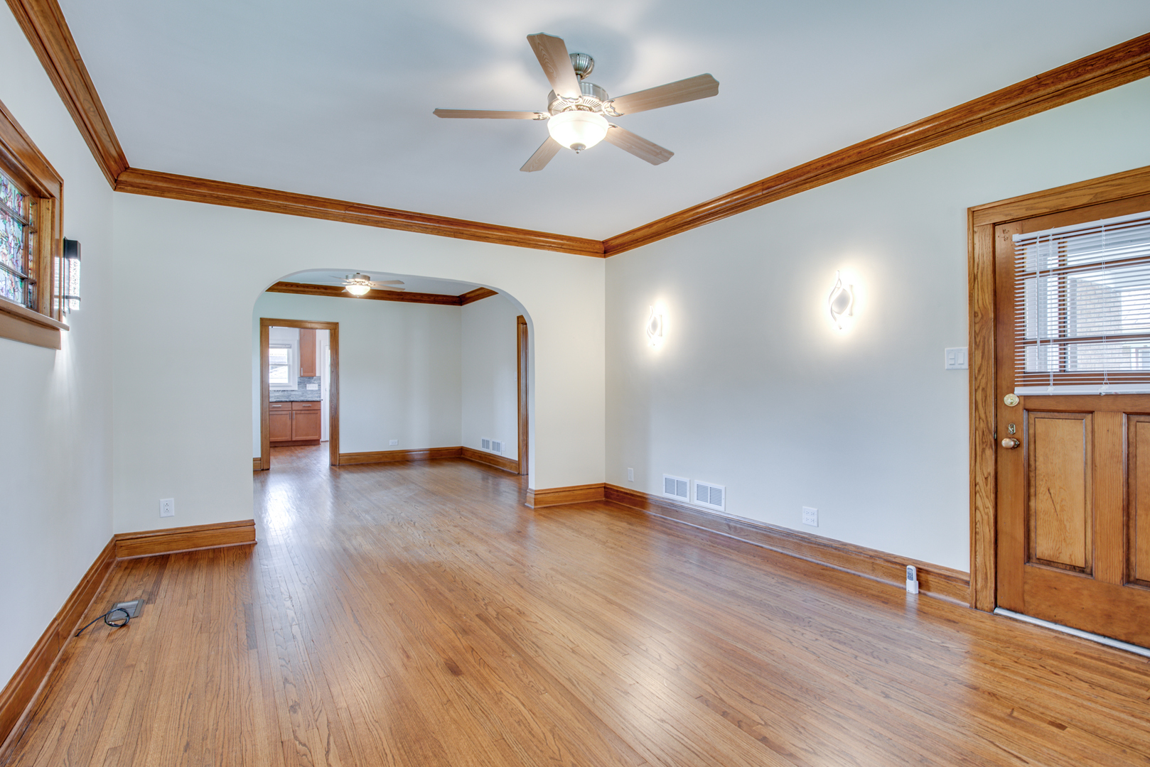 819 Oakland Avenue, Joliet, IL 60435