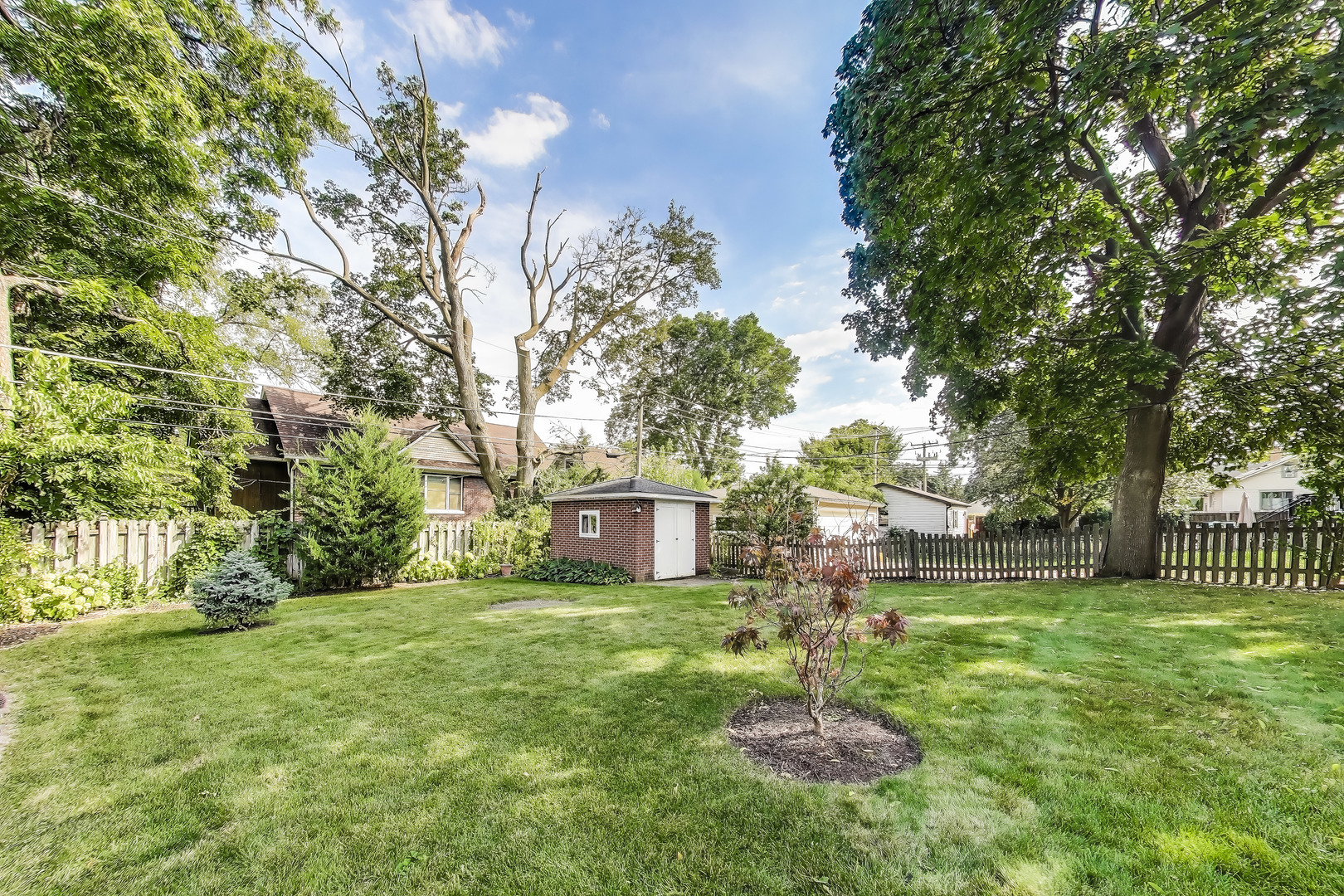 5 N Maple Street, Mount Prospect, IL 60056
