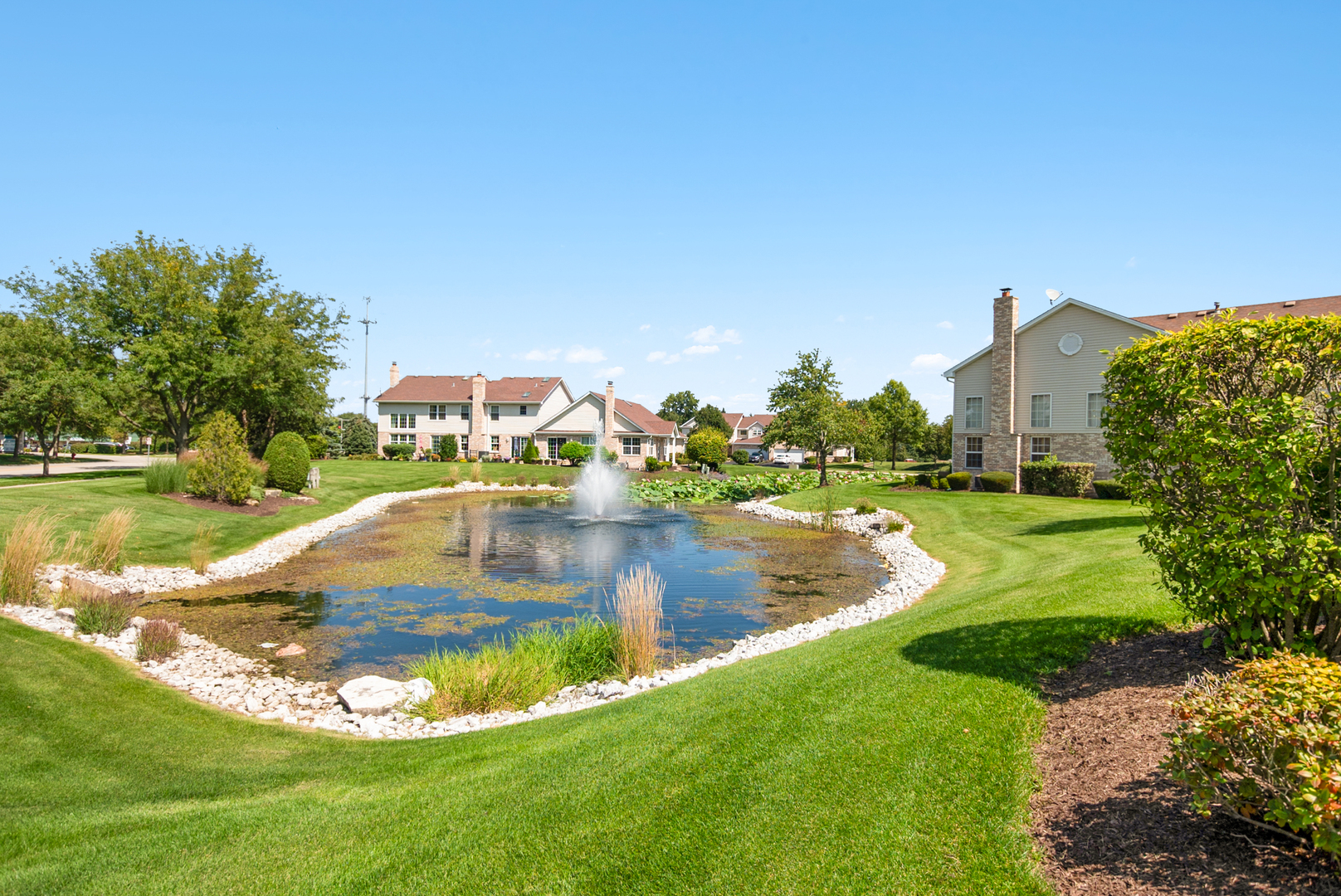 651 Schooner Drive, New Lenox, IL 60451