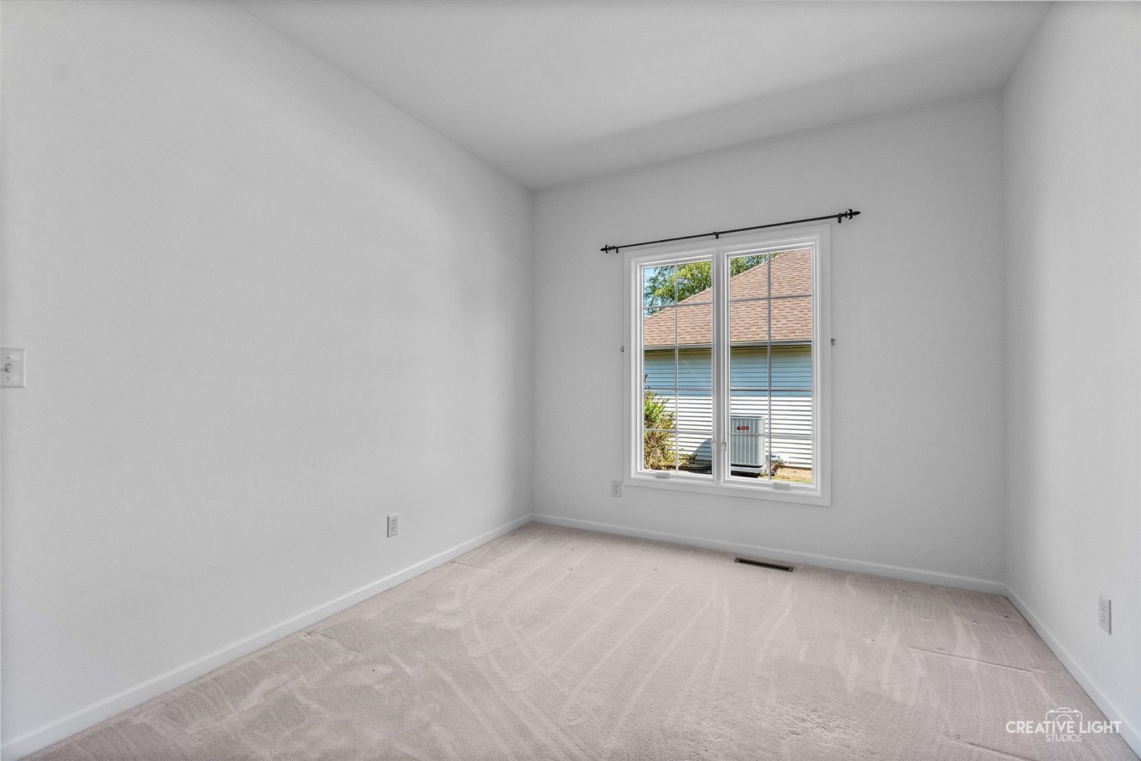 305 E Knights Road, Sandwich, IL 60548