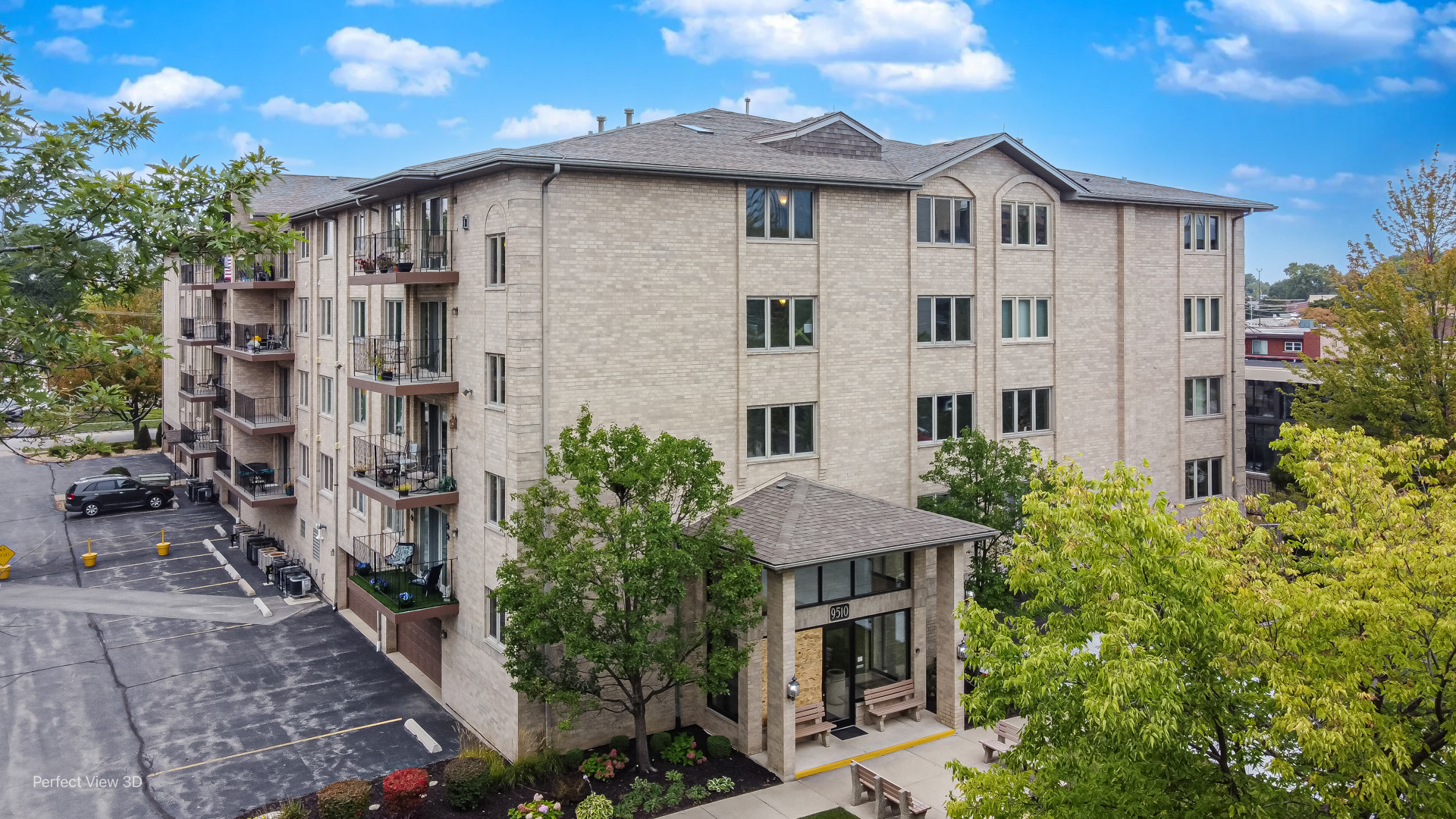 9510 S KOLMAR Avenue #311, Oak Lawn, IL 60453