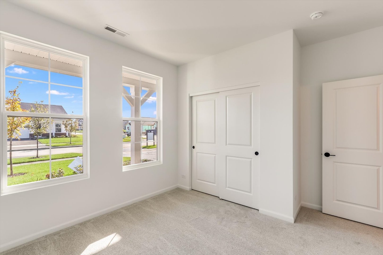 735 Alberta Avenue, Oswego, IL 60543