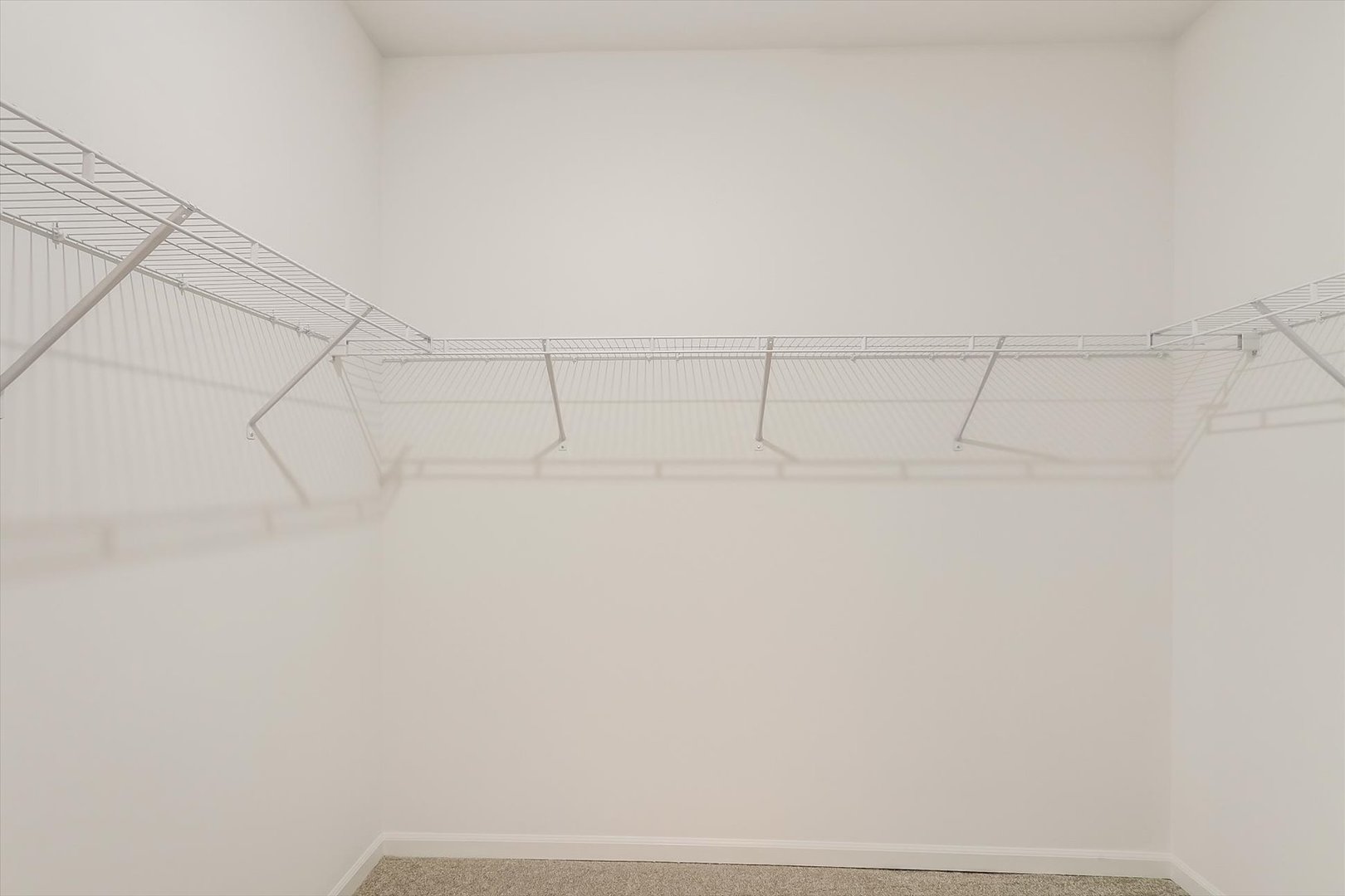 735 Alberta Avenue, Oswego, IL 60543