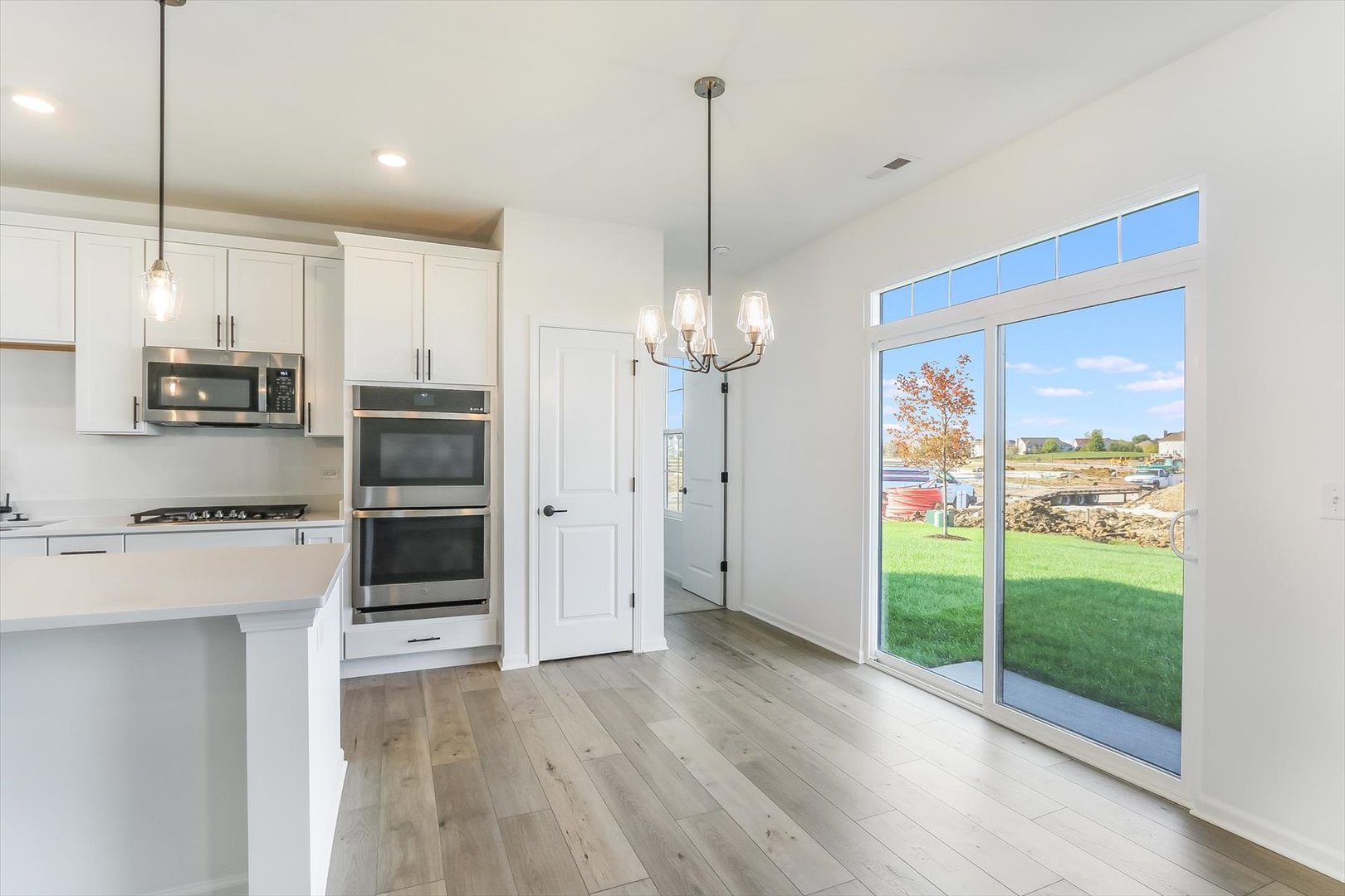 735 Alberta Avenue, Oswego, IL 60543