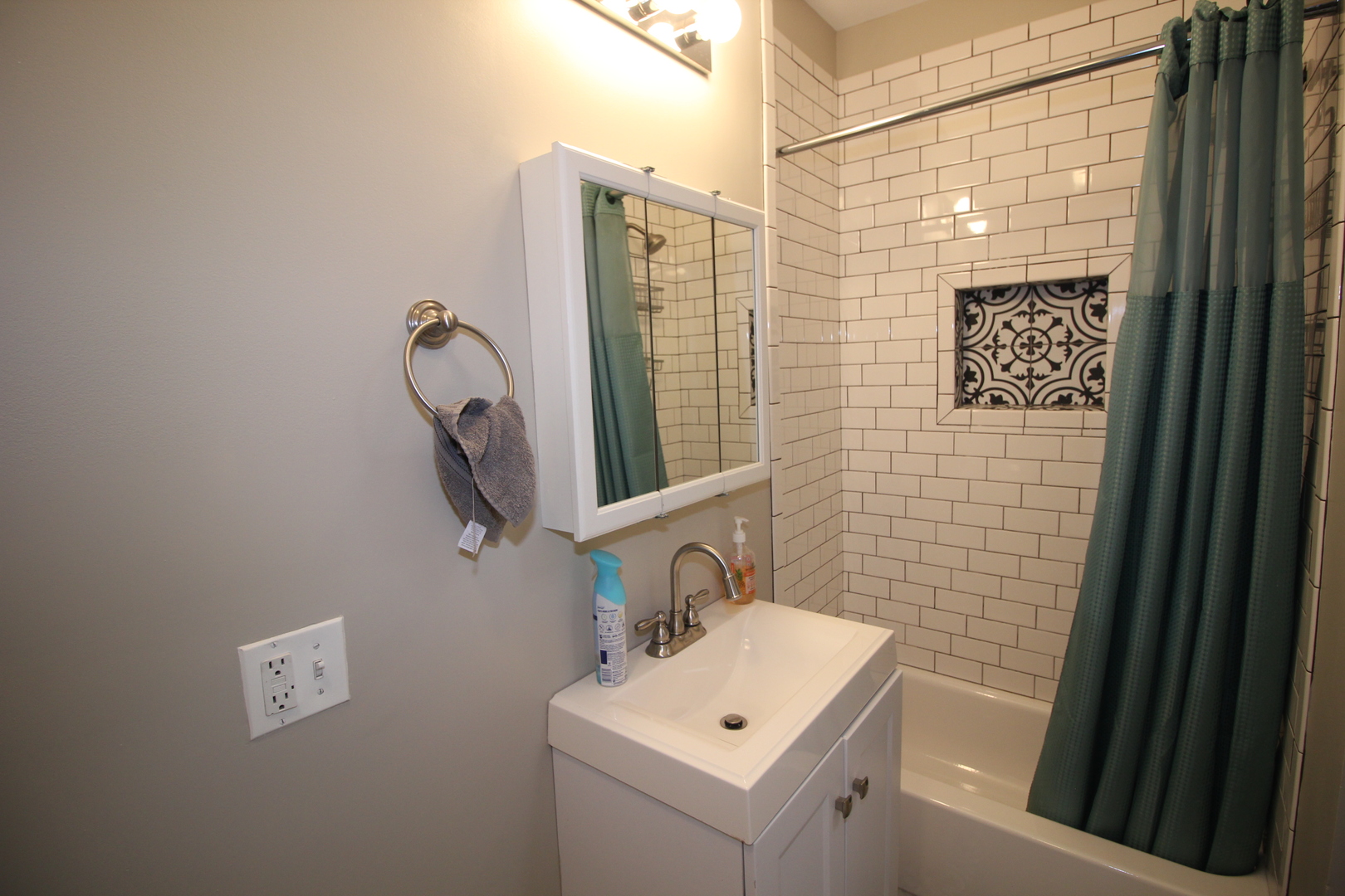 11222 S Langley Avenue, Chicago, IL 60628