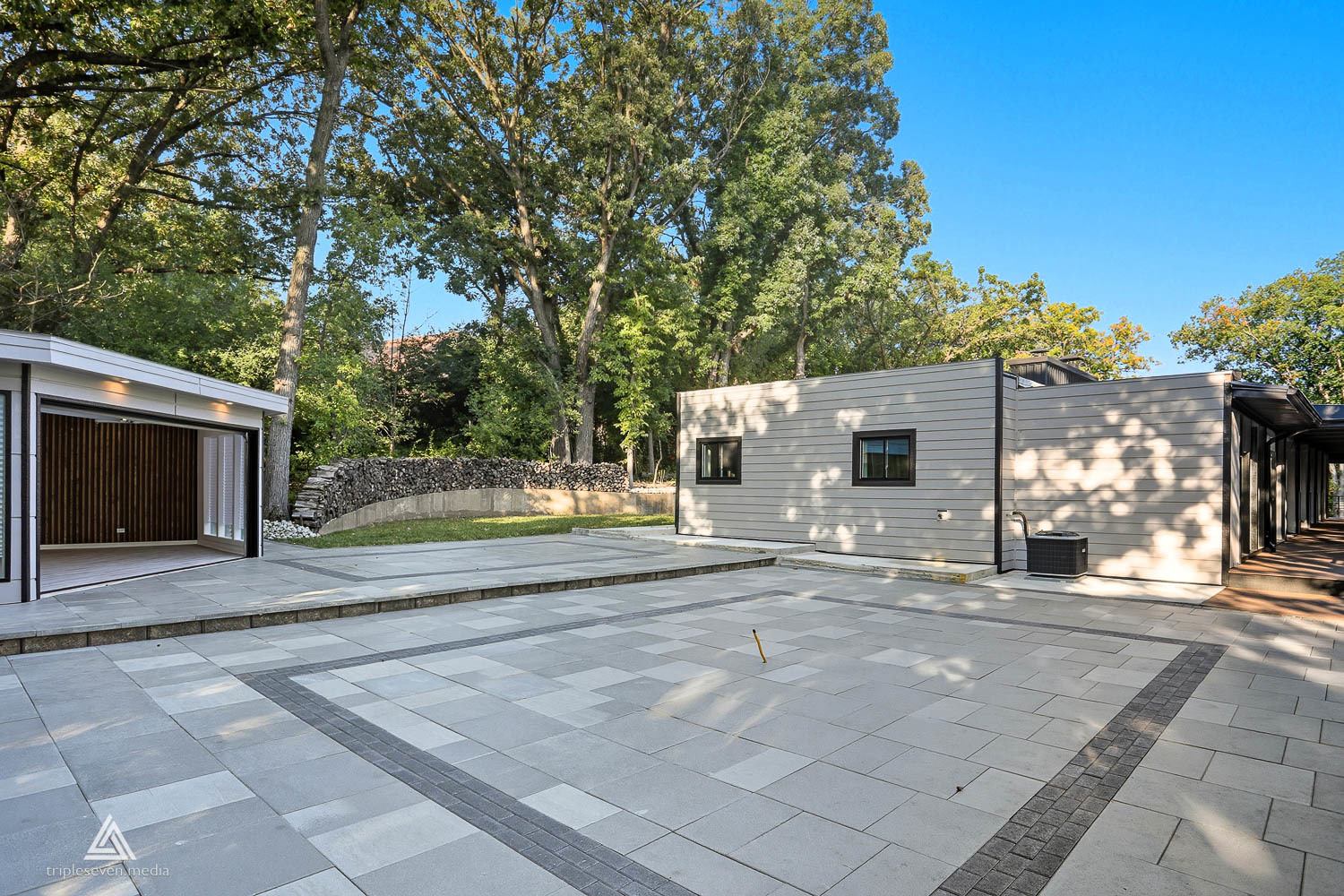 12604 S Pawnee Road, Palos Park, IL 60464