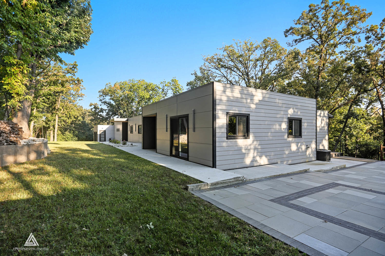 12604 S Pawnee Road, Palos Park, IL 60464