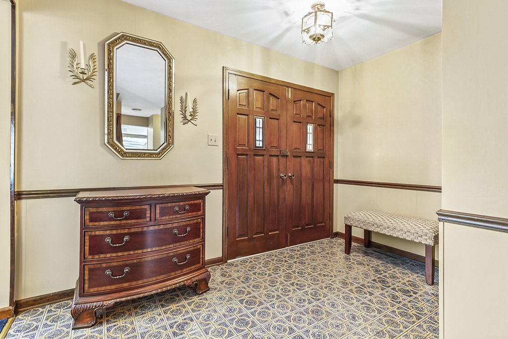14124 Pheasant Lane, Orland Park, IL 60467