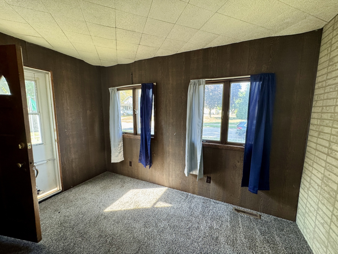 1526 Crosat Street, Lasalle, IL 61301