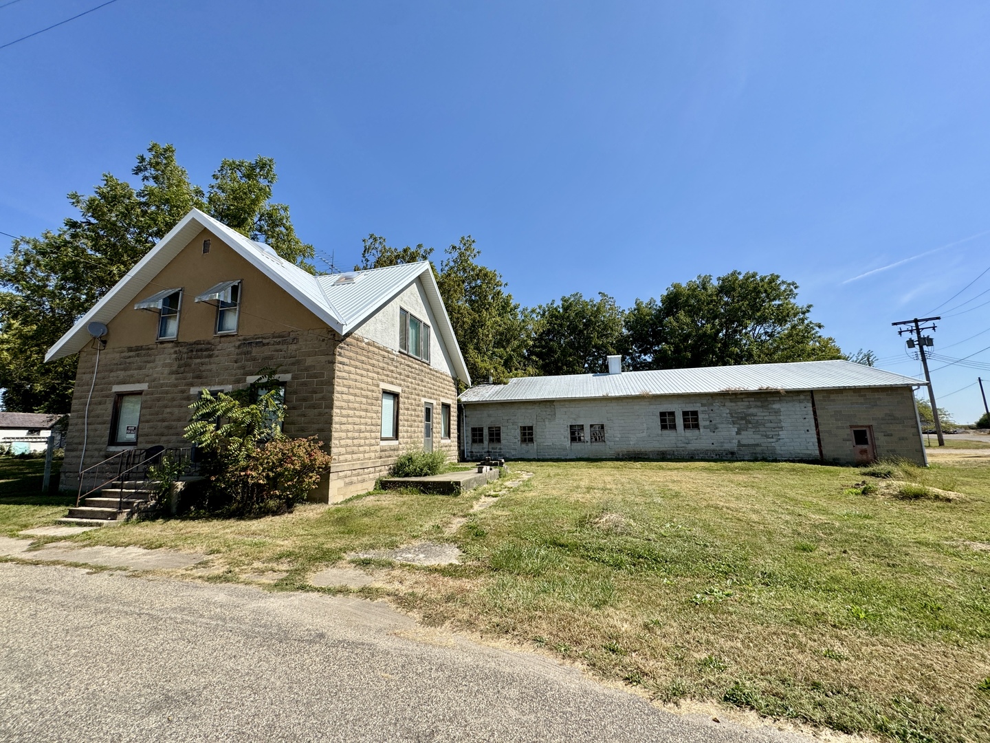 212 Main Street, Van Orin, IL 61374