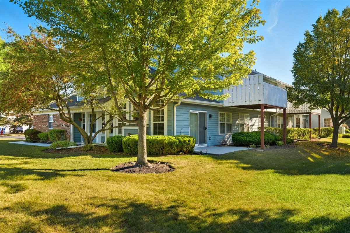6877 W Mount Vernon Court #4-A, Gurnee, IL 60031