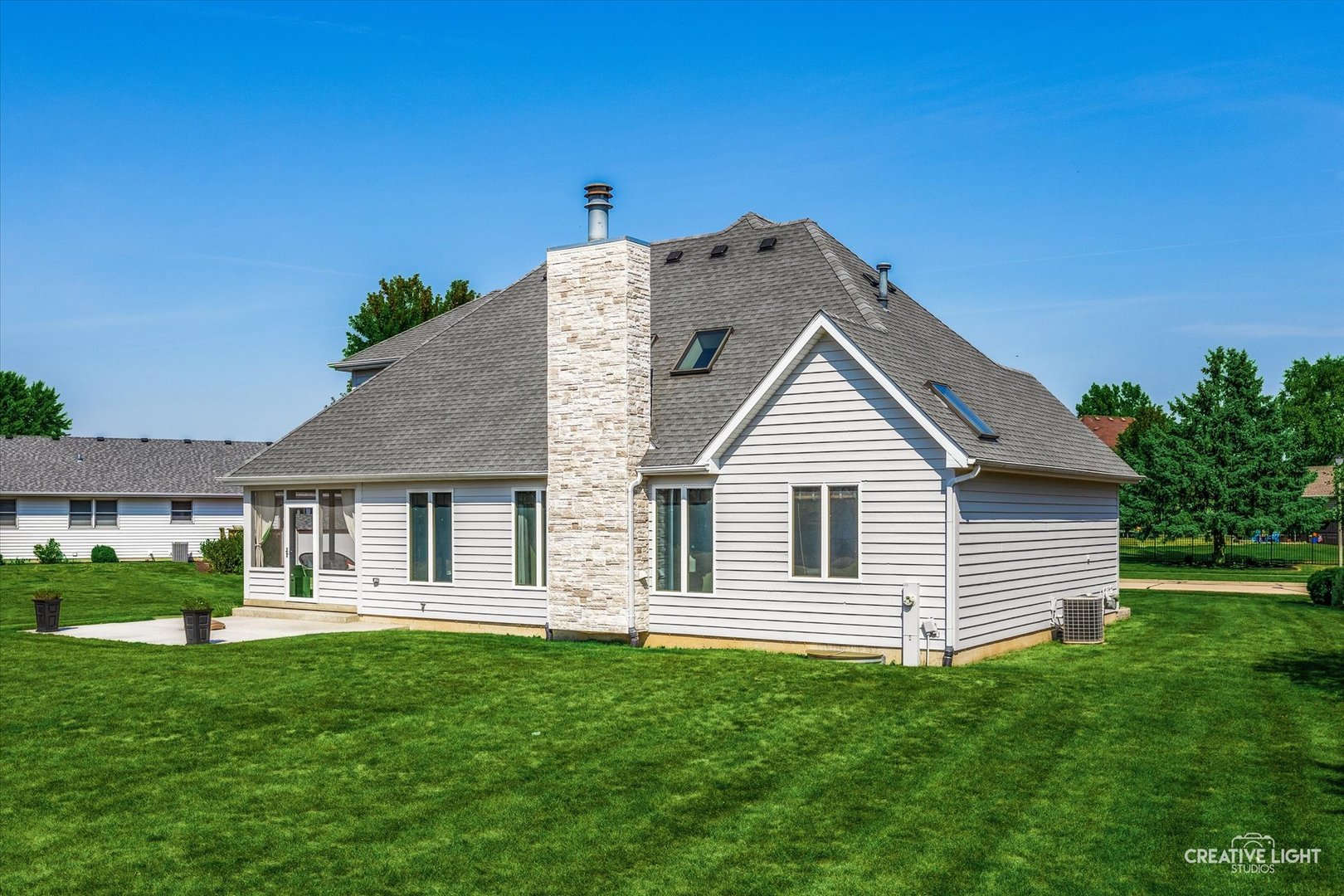 1337 Deer Run Trail, Sandwich, IL 60548