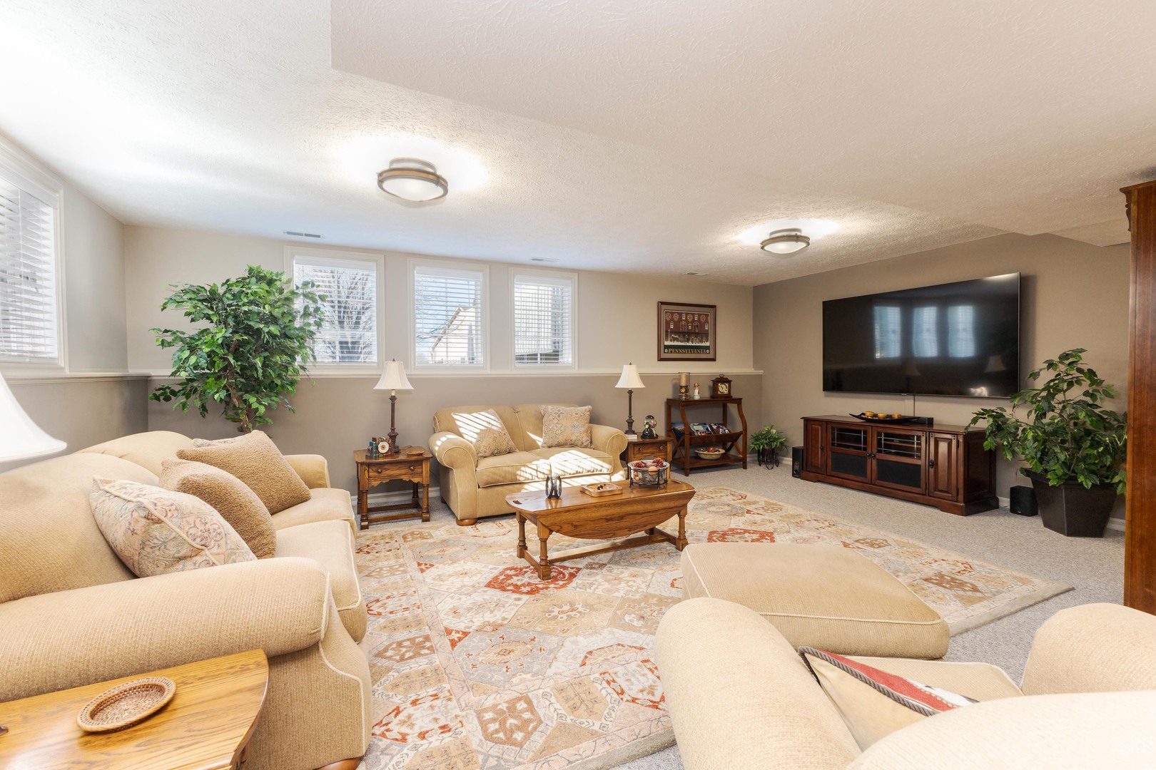 2006 Woodbine Road, Bloomington, IL 61704