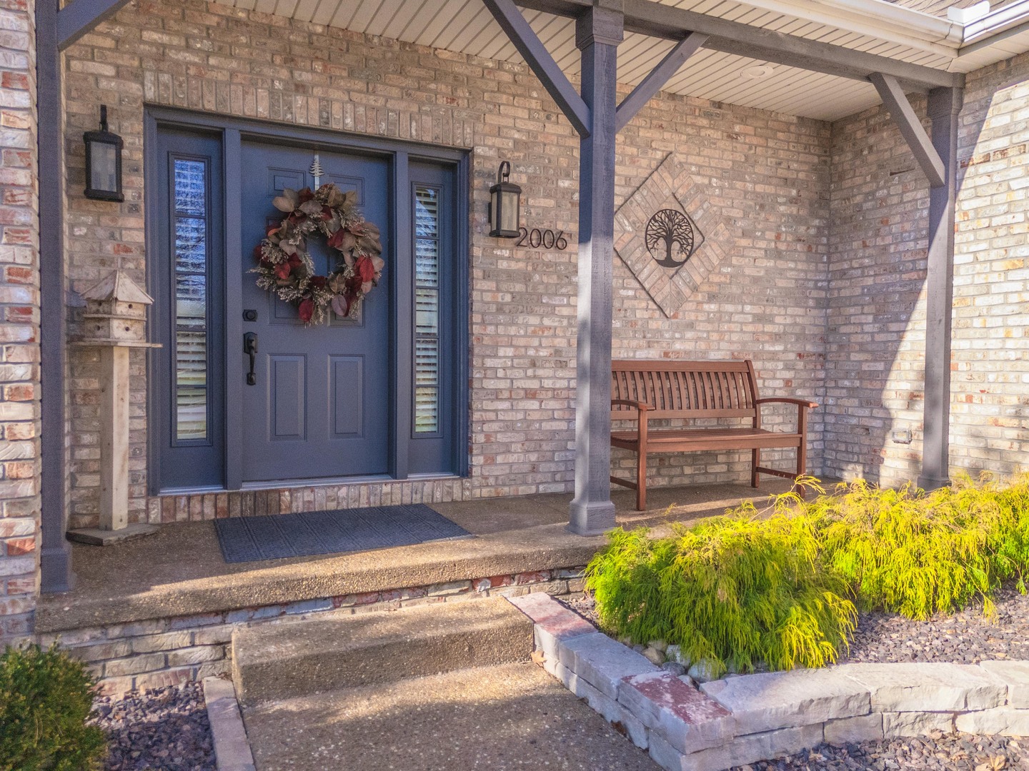 2006 Woodbine Road, Bloomington, IL 61704